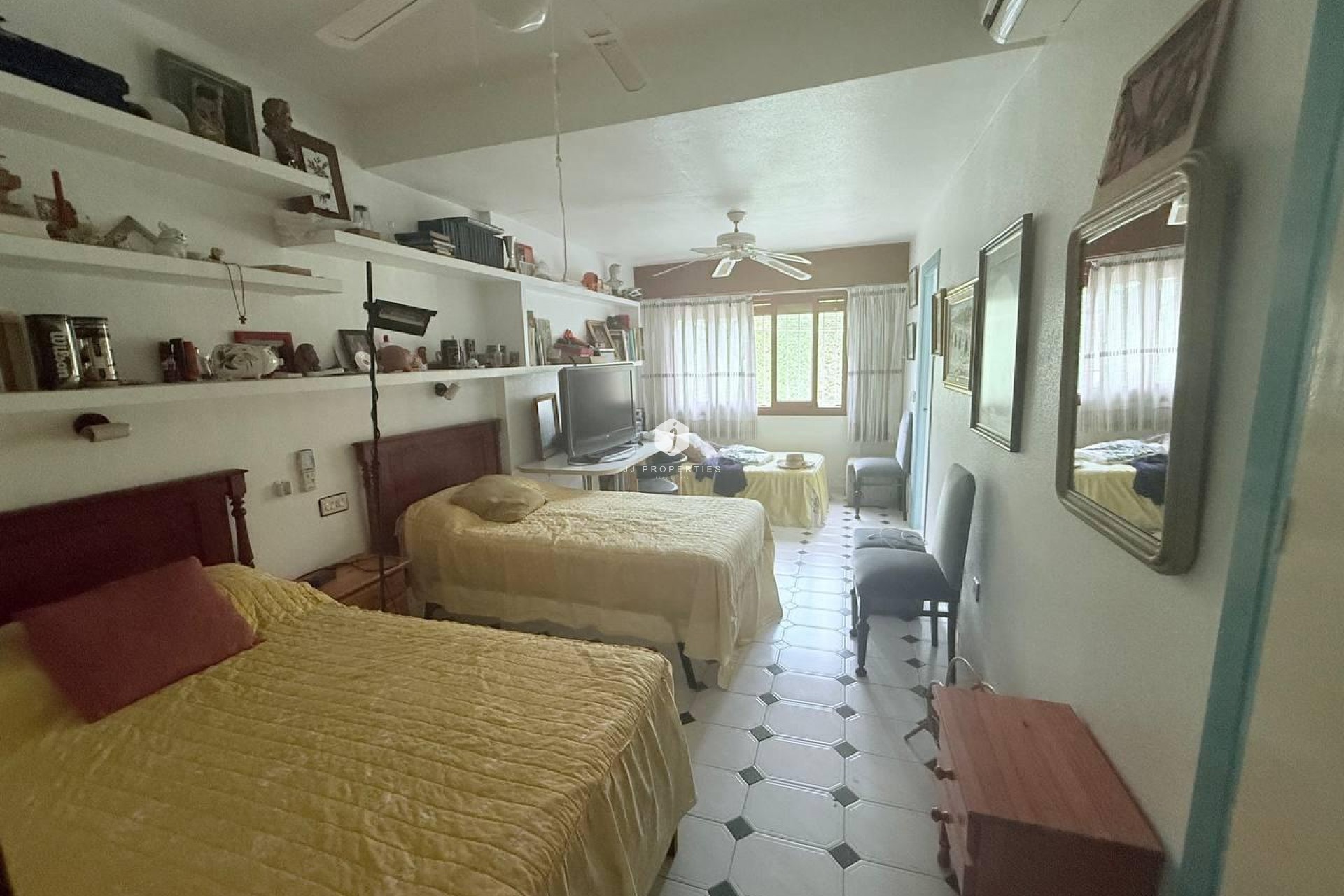 D'occasion - Villa -
Orihuela Costa - Campoamor