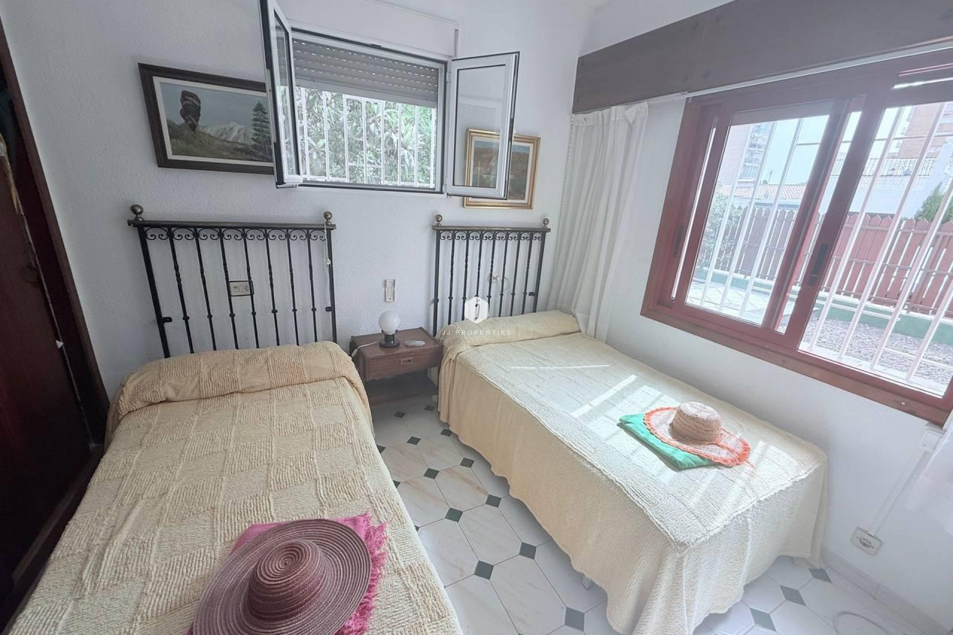 D'occasion - Villa -
Orihuela Costa - Campoamor