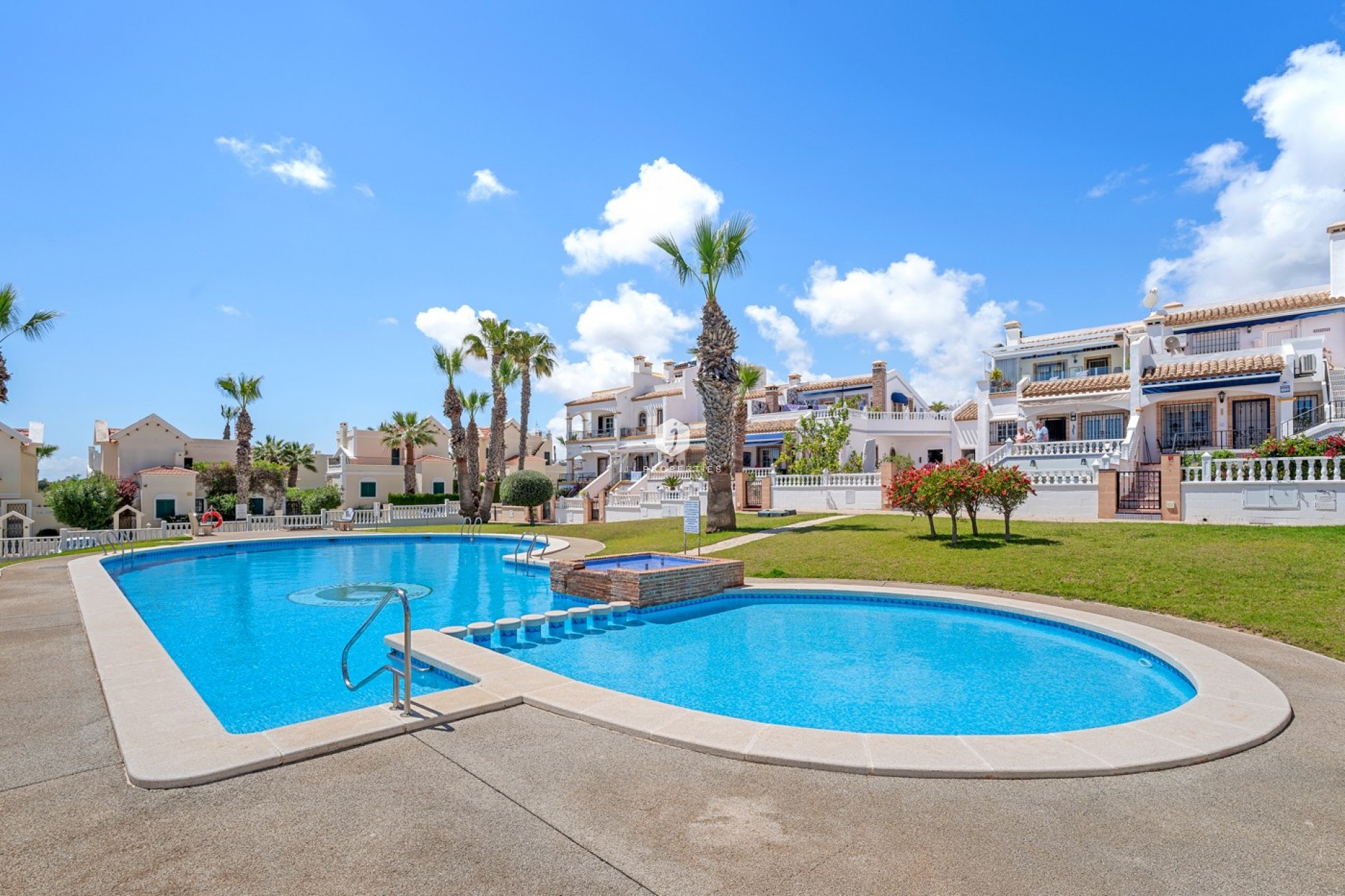 D'occasion - Villa -
Orihuela Costa - Costa Blanca
