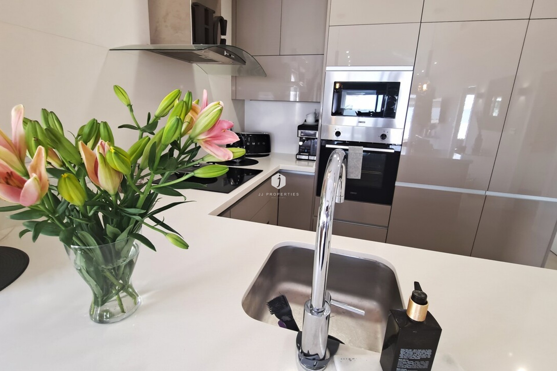 D'occasion - Villa -
Orihuela Costa - Costa Blanca