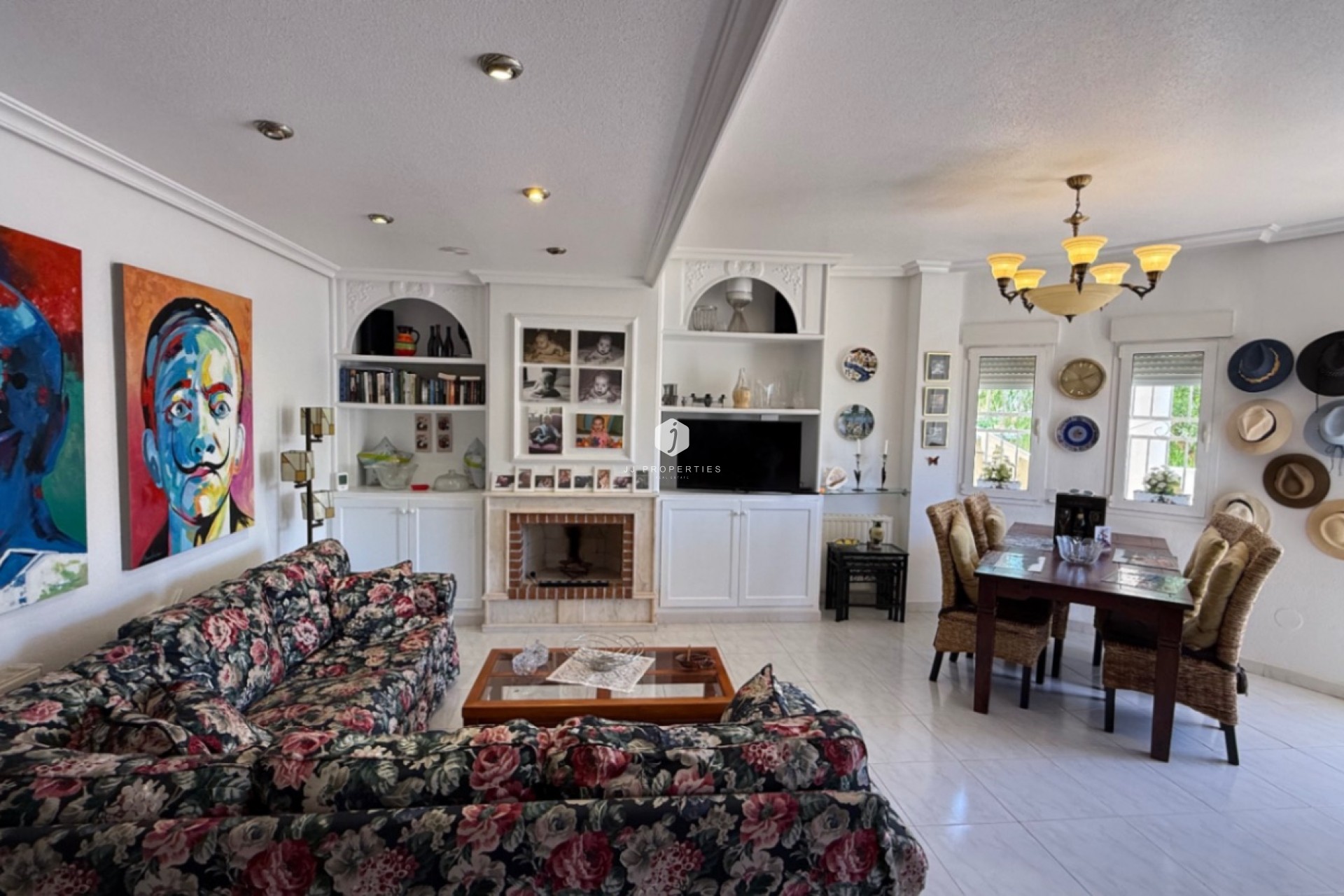 D'occasion - Villa -
Orihuela Costa - Costa Blanca