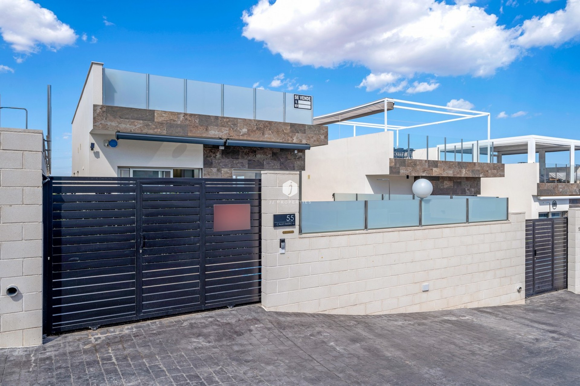 D'occasion - Villa -
Orihuela Costa - Costa Blanca