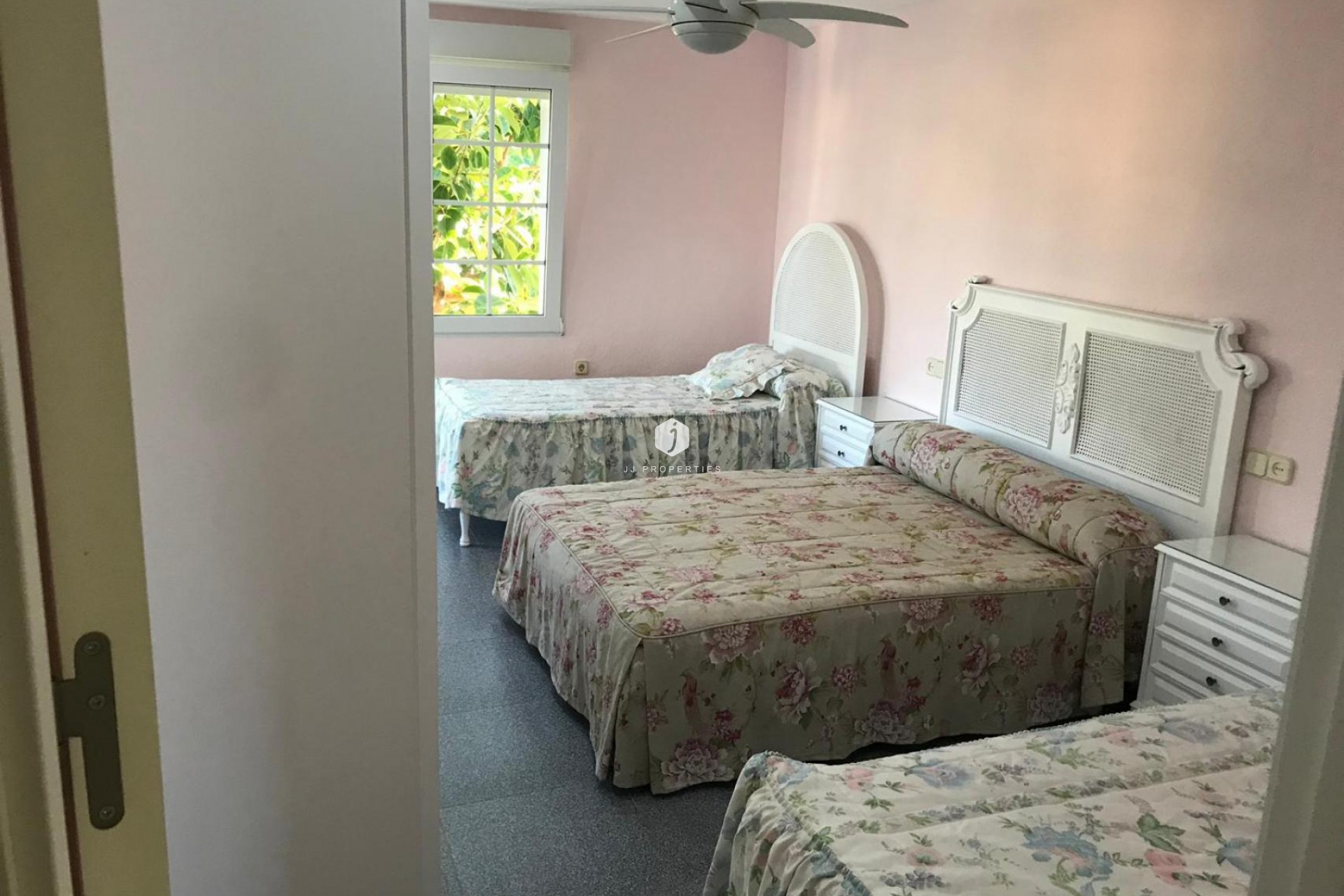 D'occasion - Villa -
Orihuela Costa - Costa Blanca