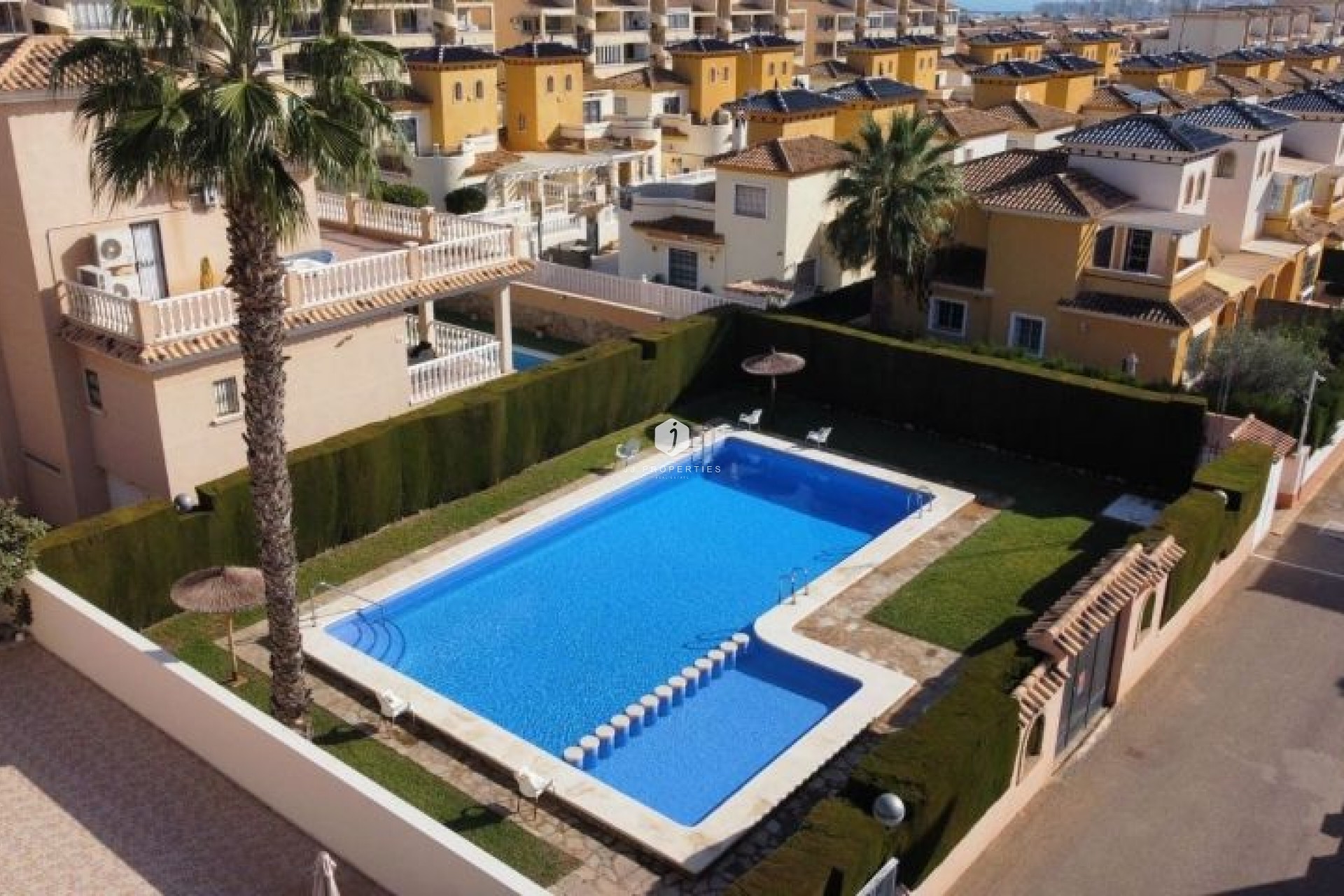 D'occasion - Villa -
Orihuela Costa - Costa Blanca