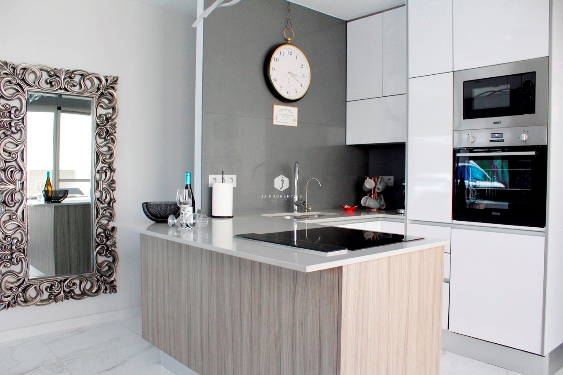 D'occasion - Villa -
Orihuela Costa - Costa Blanca