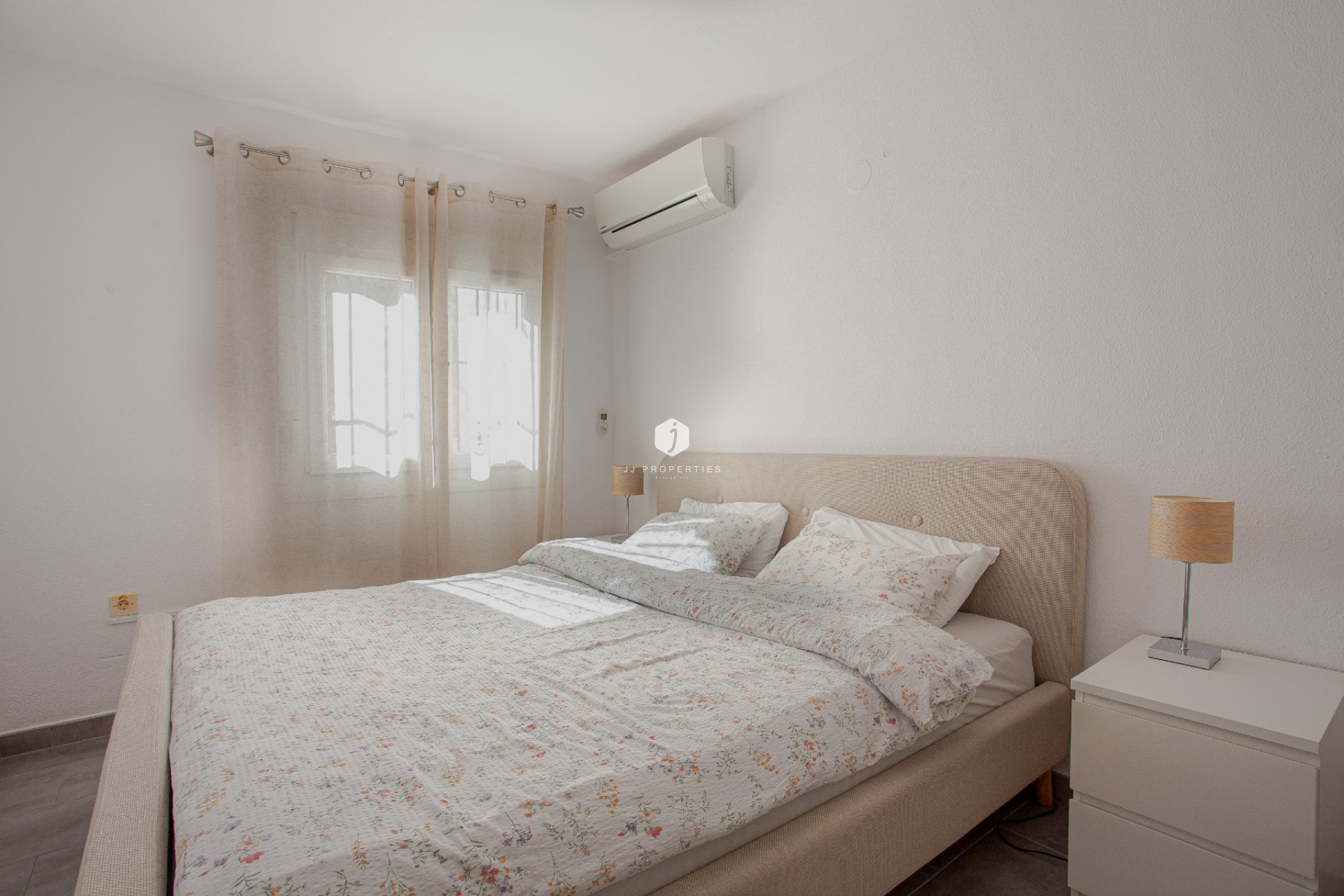 D'occasion - Villa -
Orihuela Costa - Costa Blanca