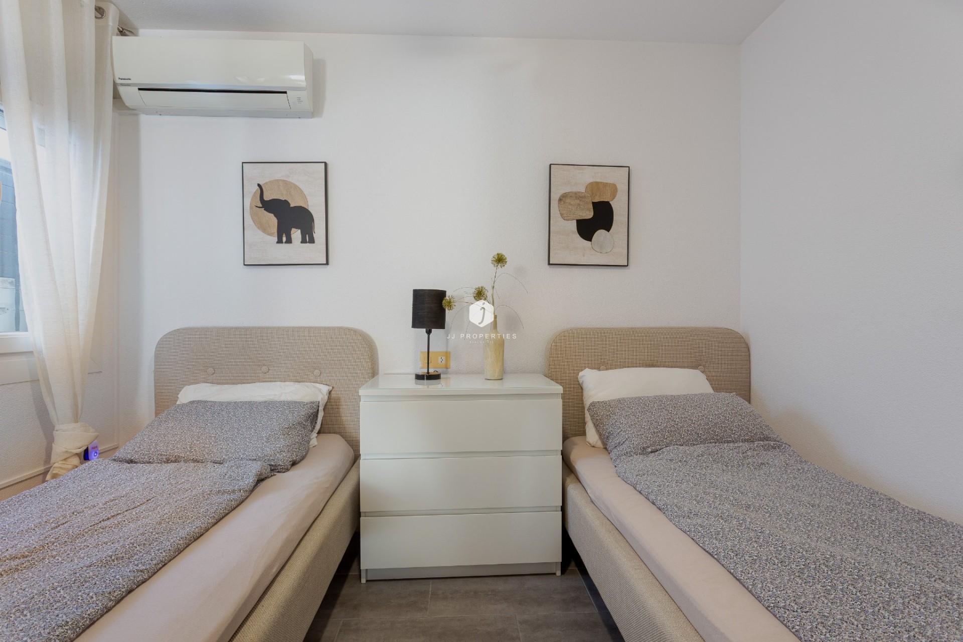 D'occasion - Villa -
Orihuela Costa - Costa Blanca