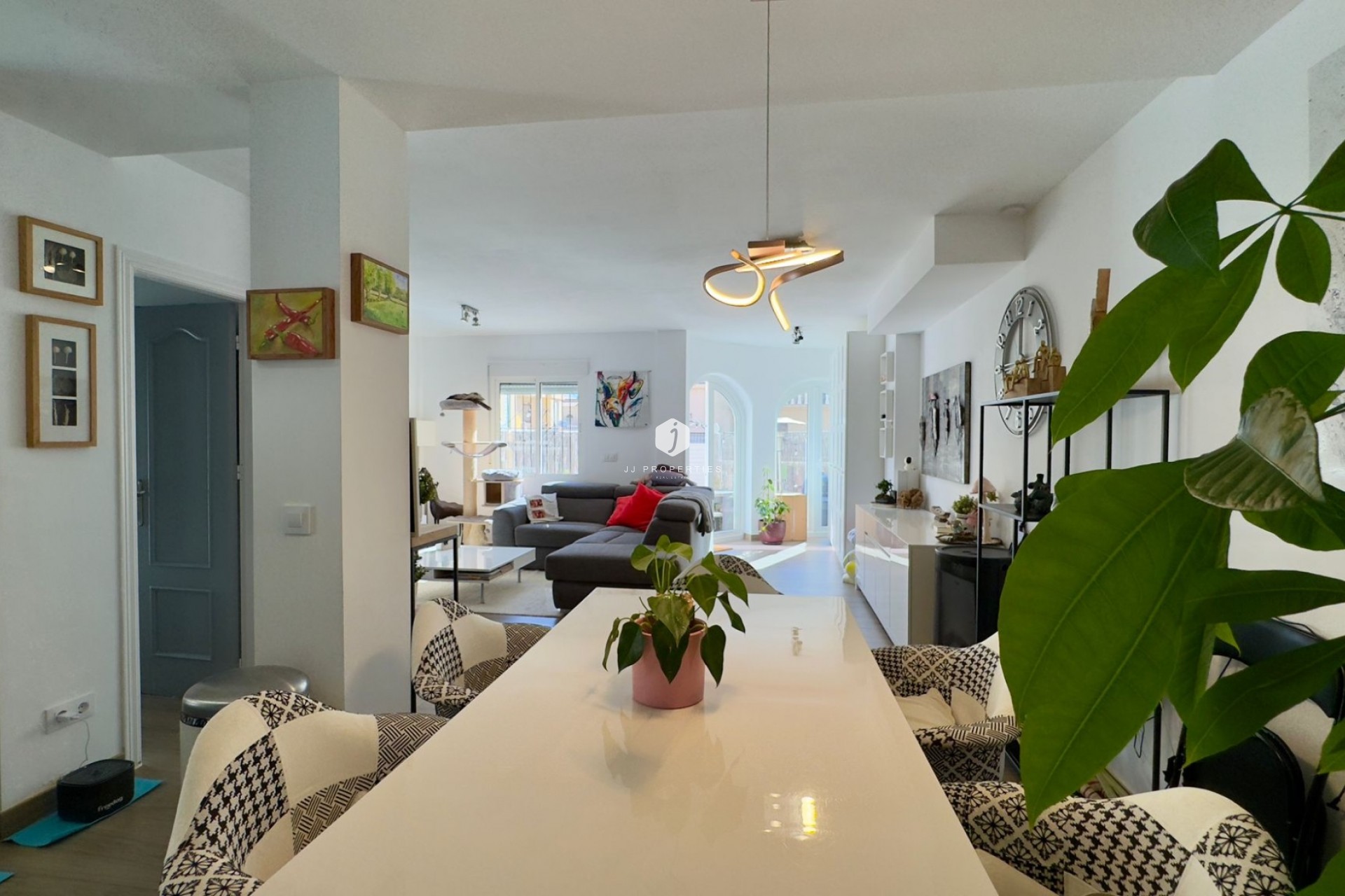 D'occasion - Villa -
Orihuela Costa - Costa Blanca