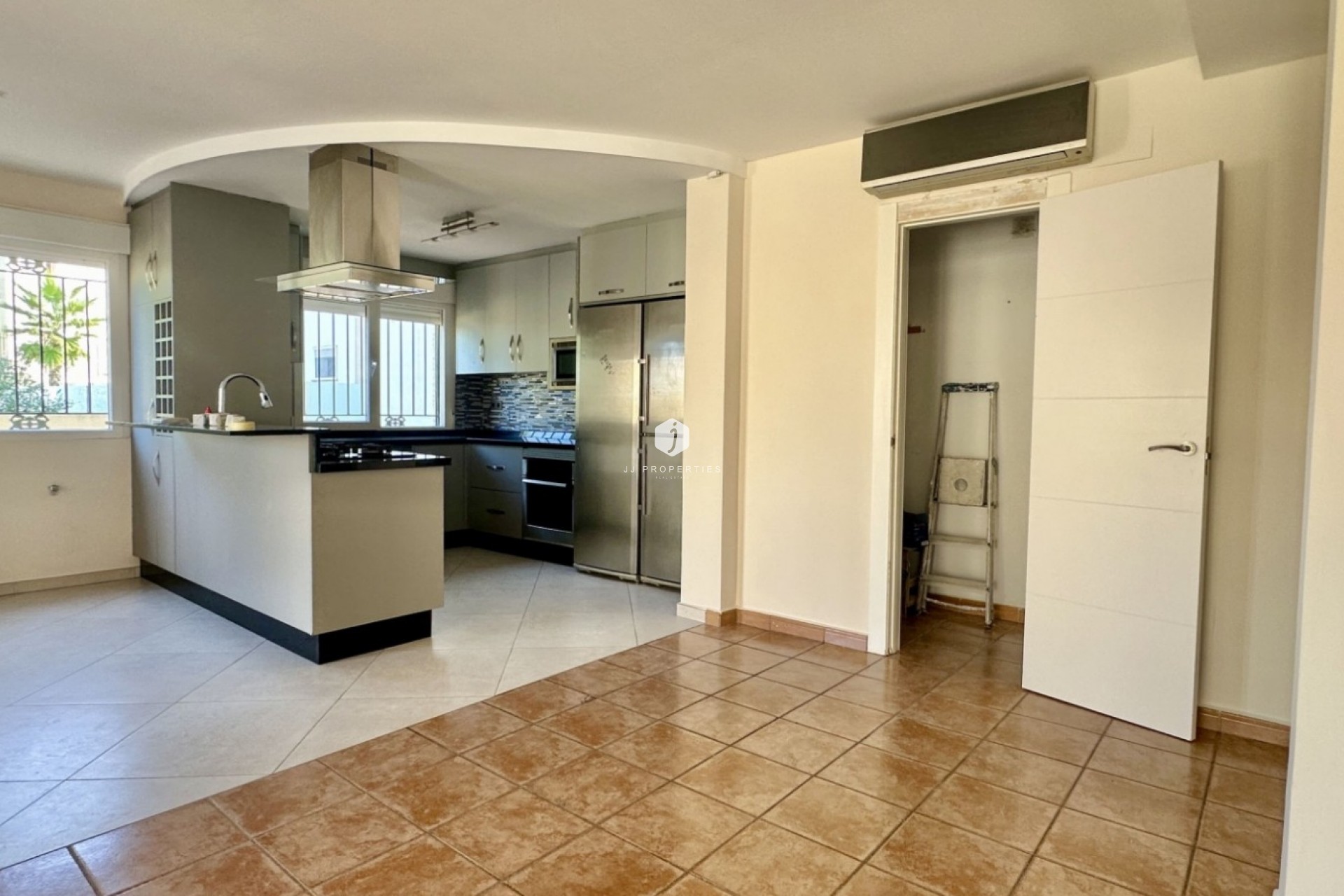 D'occasion - Villa -
Orihuela Costa - Costa Blanca