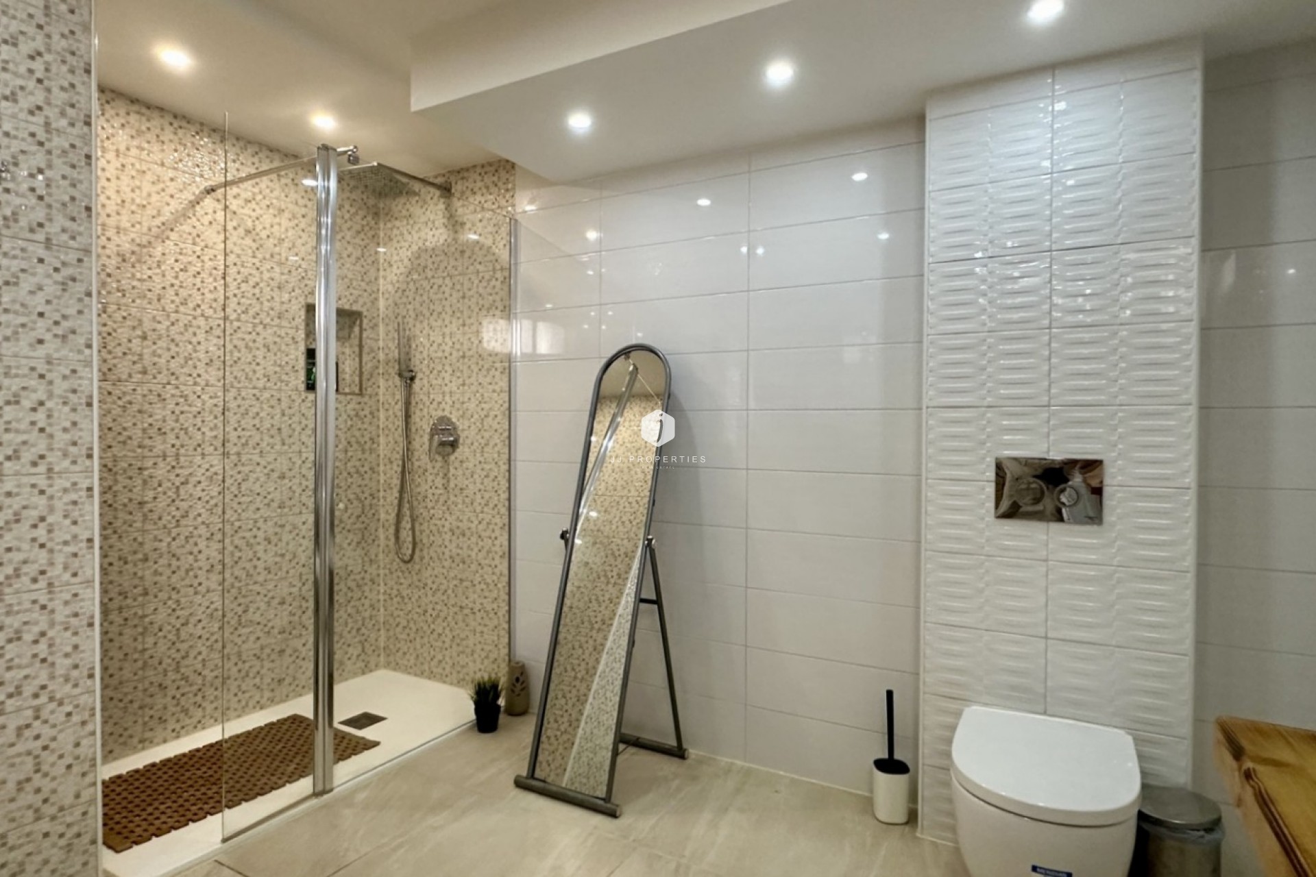 D'occasion - Villa -
Orihuela Costa - Costa Blanca