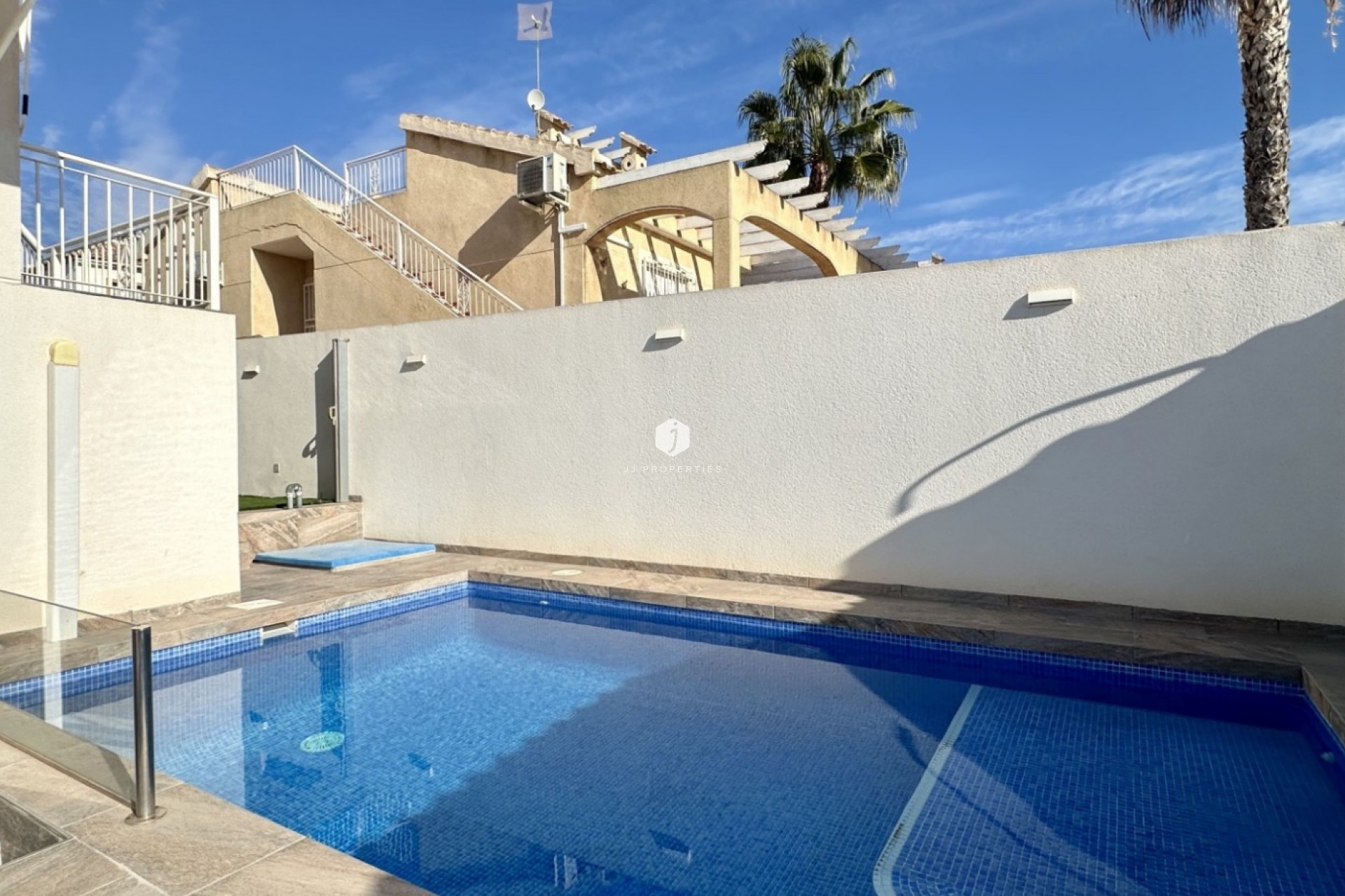 D'occasion - Villa -
Orihuela Costa - Costa Blanca