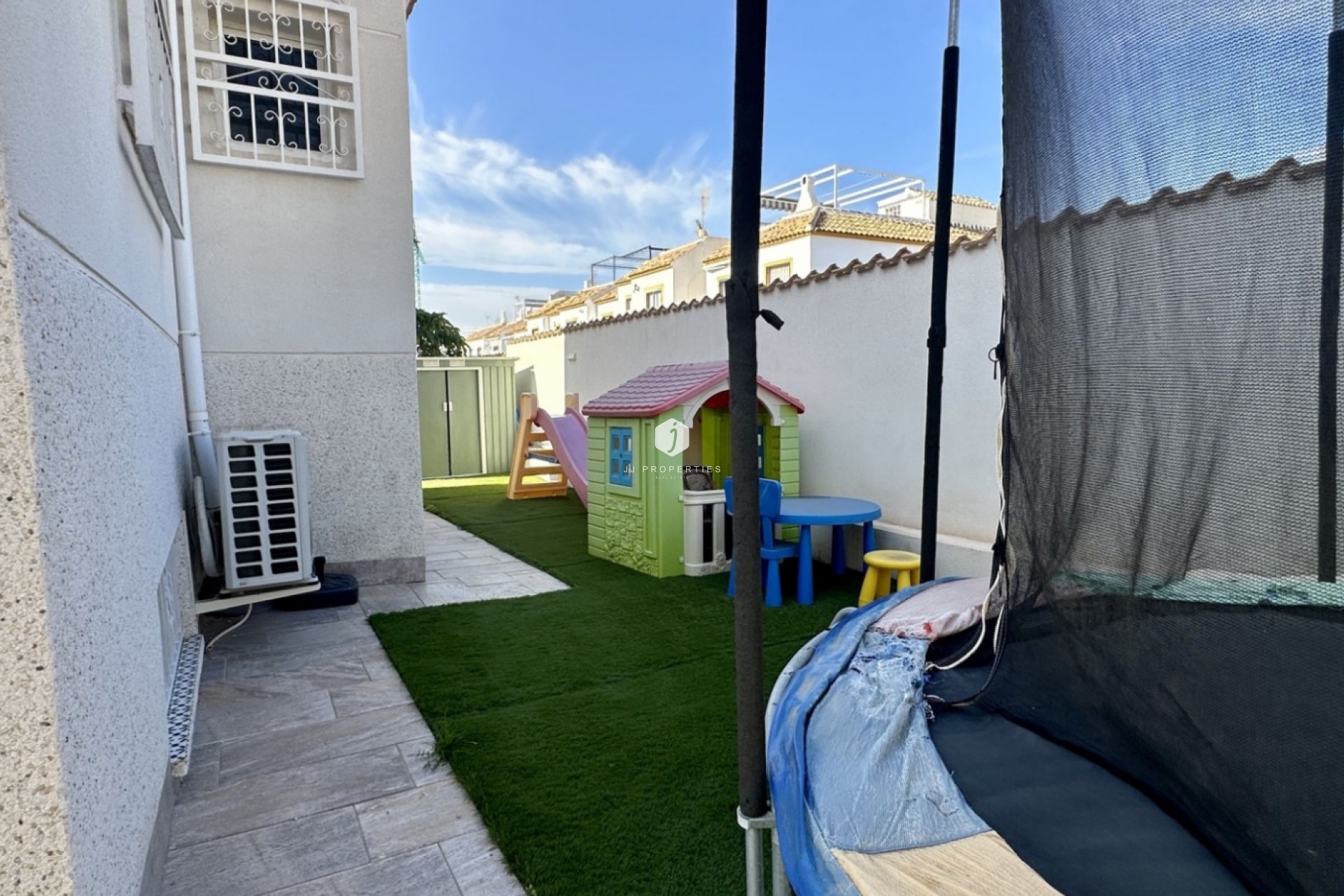 D'occasion - Villa -
Orihuela Costa - Costa Blanca