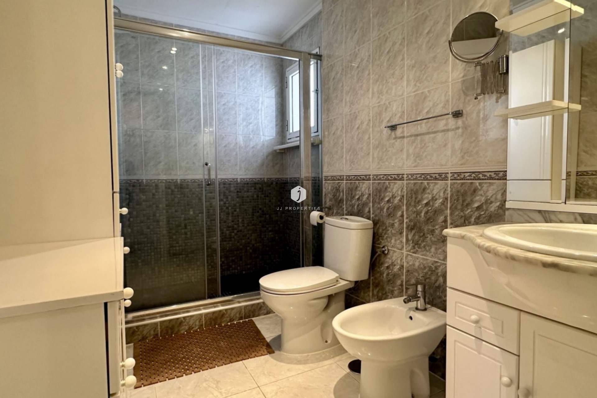 D'occasion - Villa -
Orihuela Costa - Costa Blanca