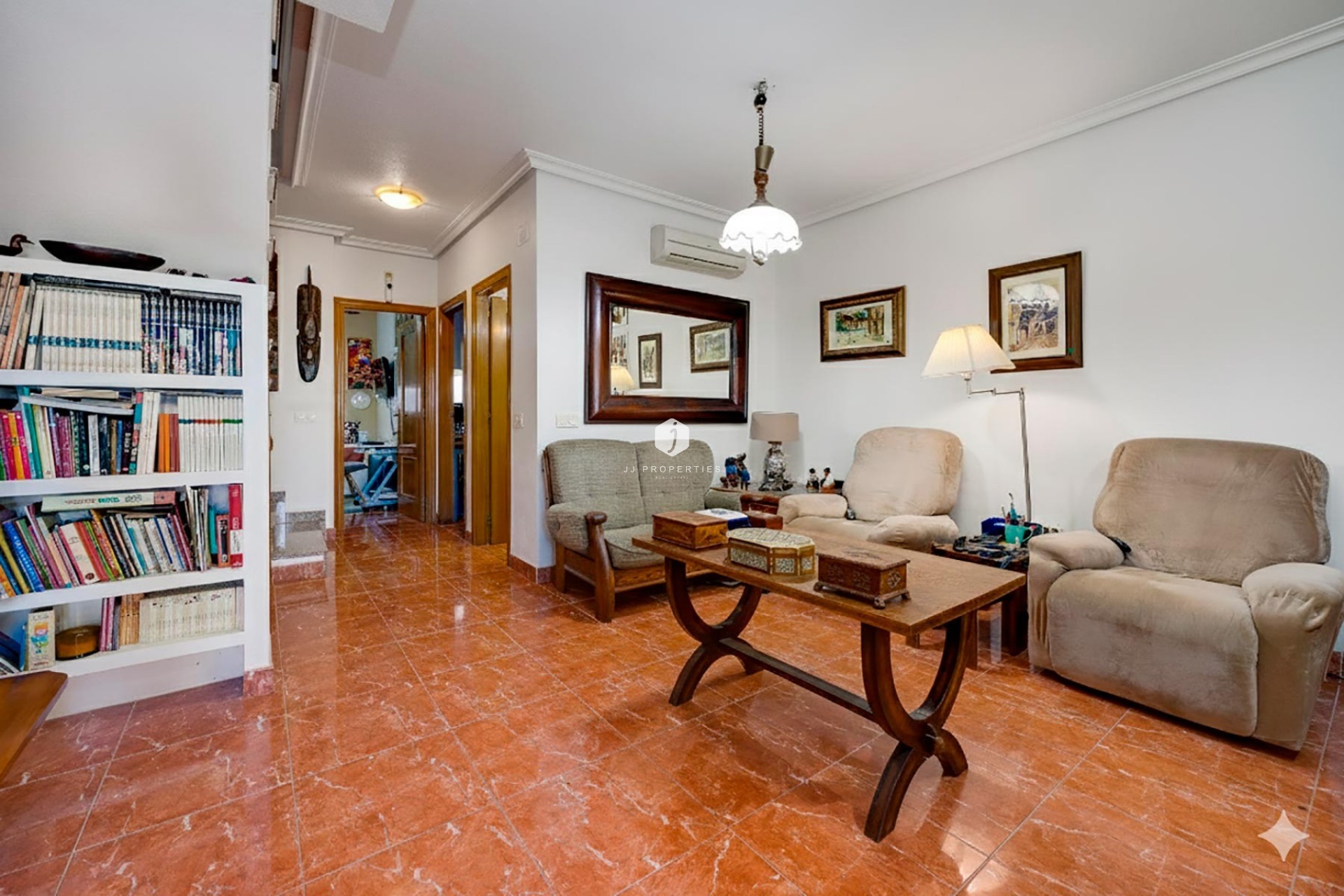 D'occasion - Villa -
Orihuela Costa - Costa Blanca