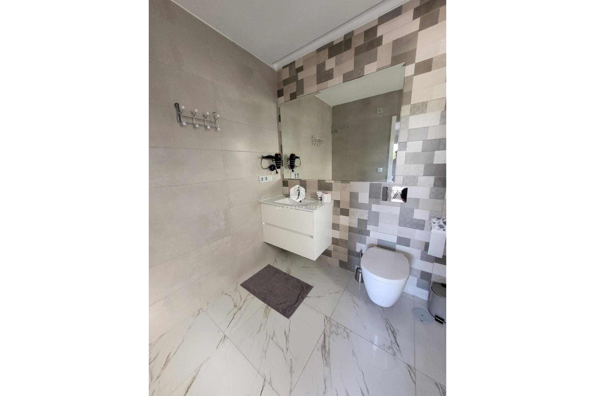 D'occasion - Villa -
Orihuela Costa - Costa Blanca