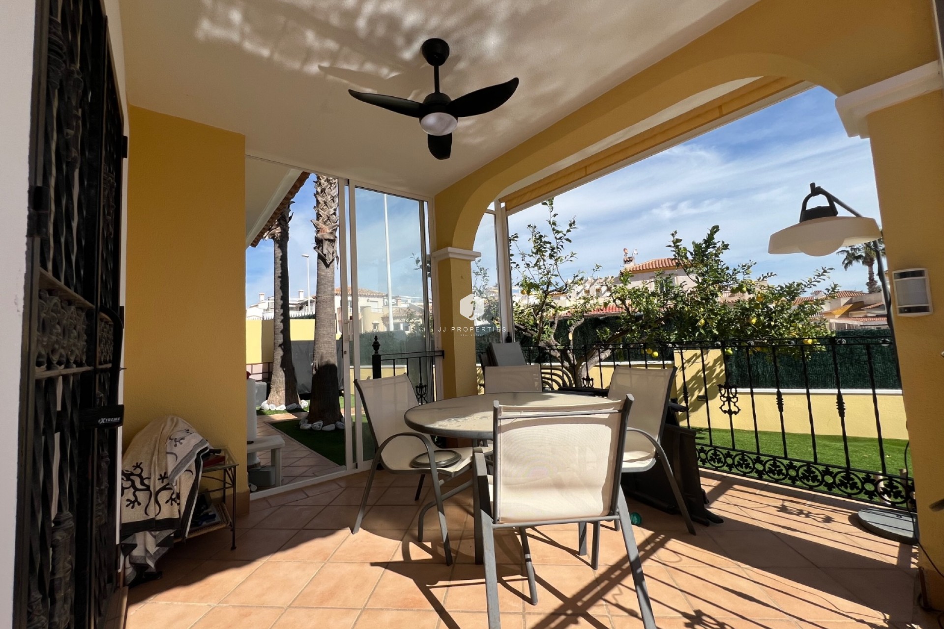 D'occasion - Villa -
Orihuela Costa - Costa Blanca