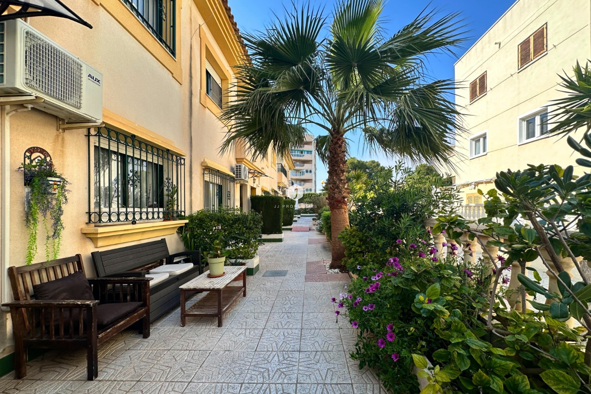 D'occasion - Villa -
Orihuela Costa - Costa Blanca