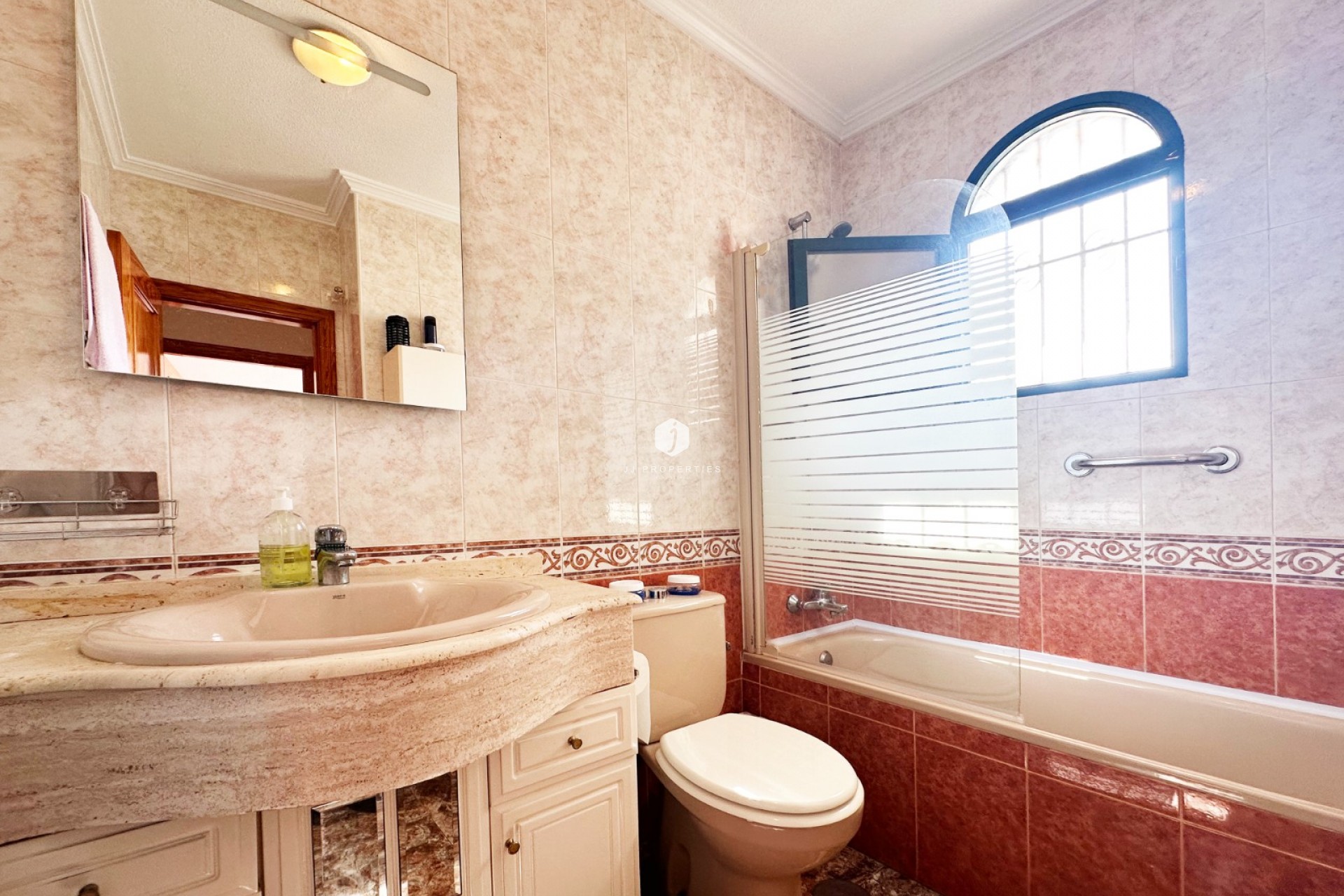 D'occasion - Villa -
Orihuela Costa - Costa Blanca