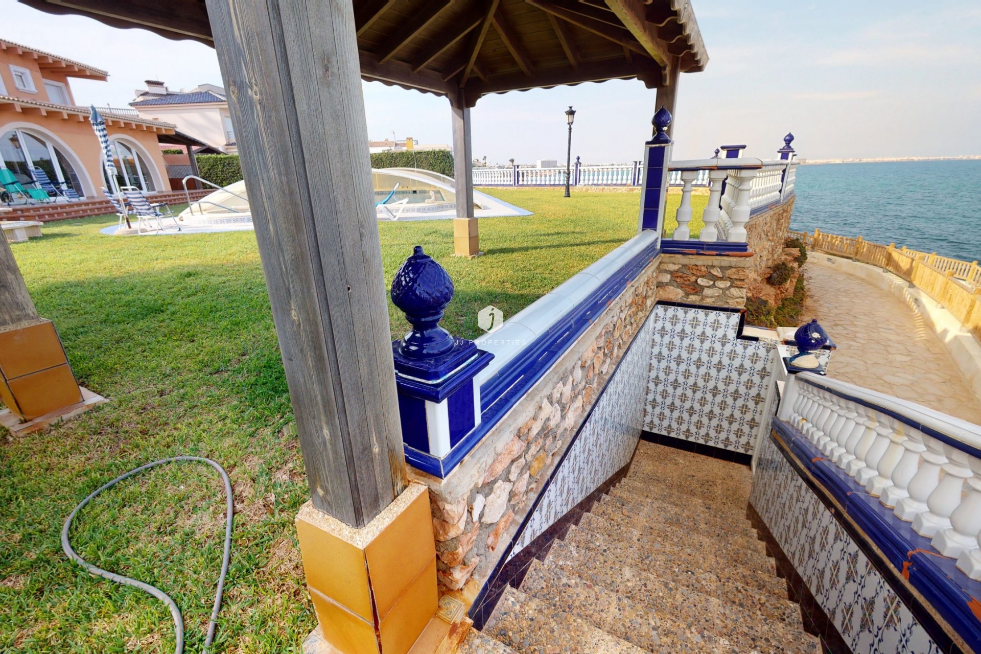 D'occasion - Villa -
Orihuela Costa - Costa Blanca