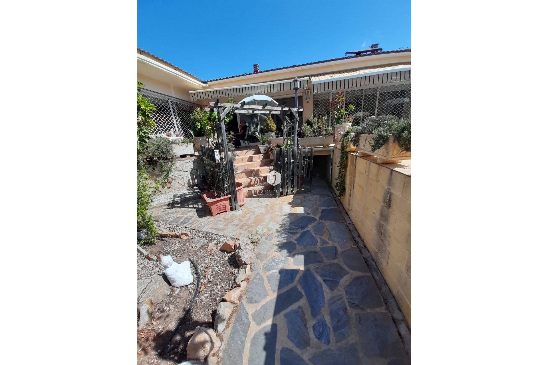 D'occasion - Villa -
Orihuela Costa - Costa Blanca