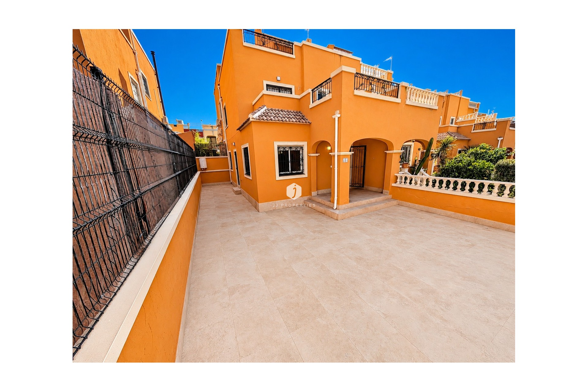 D'occasion - Villa -
Orihuela Costa - Costa Blanca