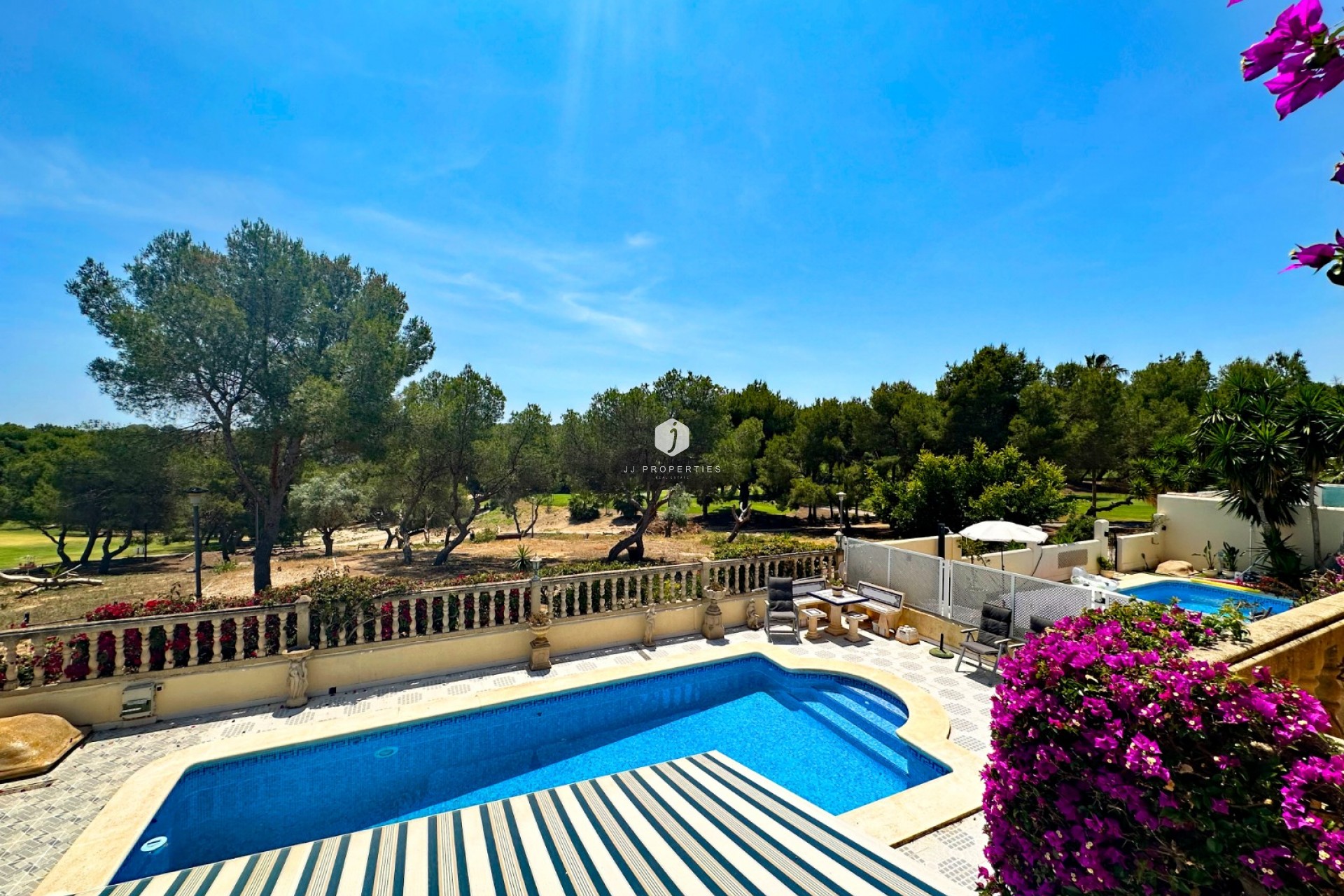 D'occasion - Villa -
Orihuela Costa - Costa Blanca