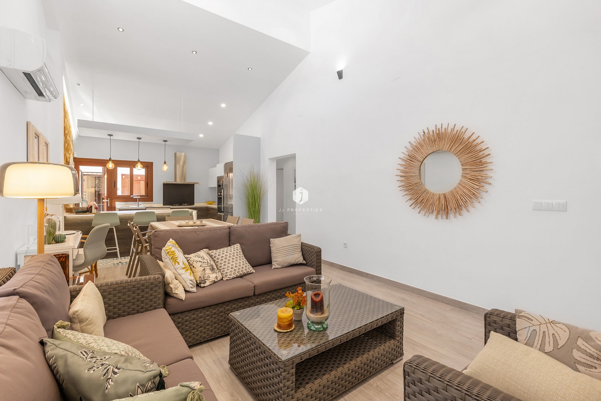D'occasion - Villa -
Orihuela Costa - Costa Blanca