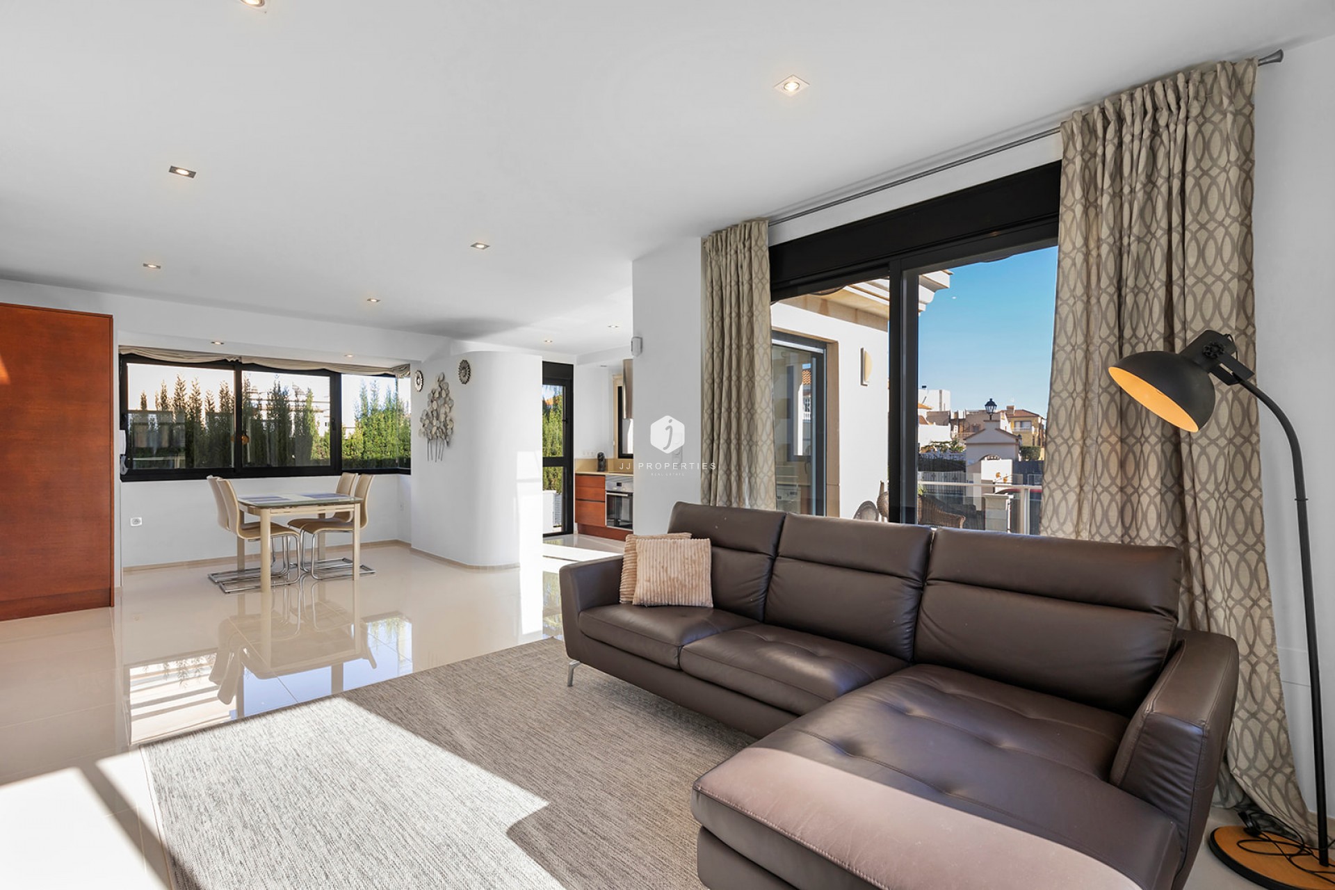 D'occasion - Villa -
Orihuela Costa - Costa Blanca