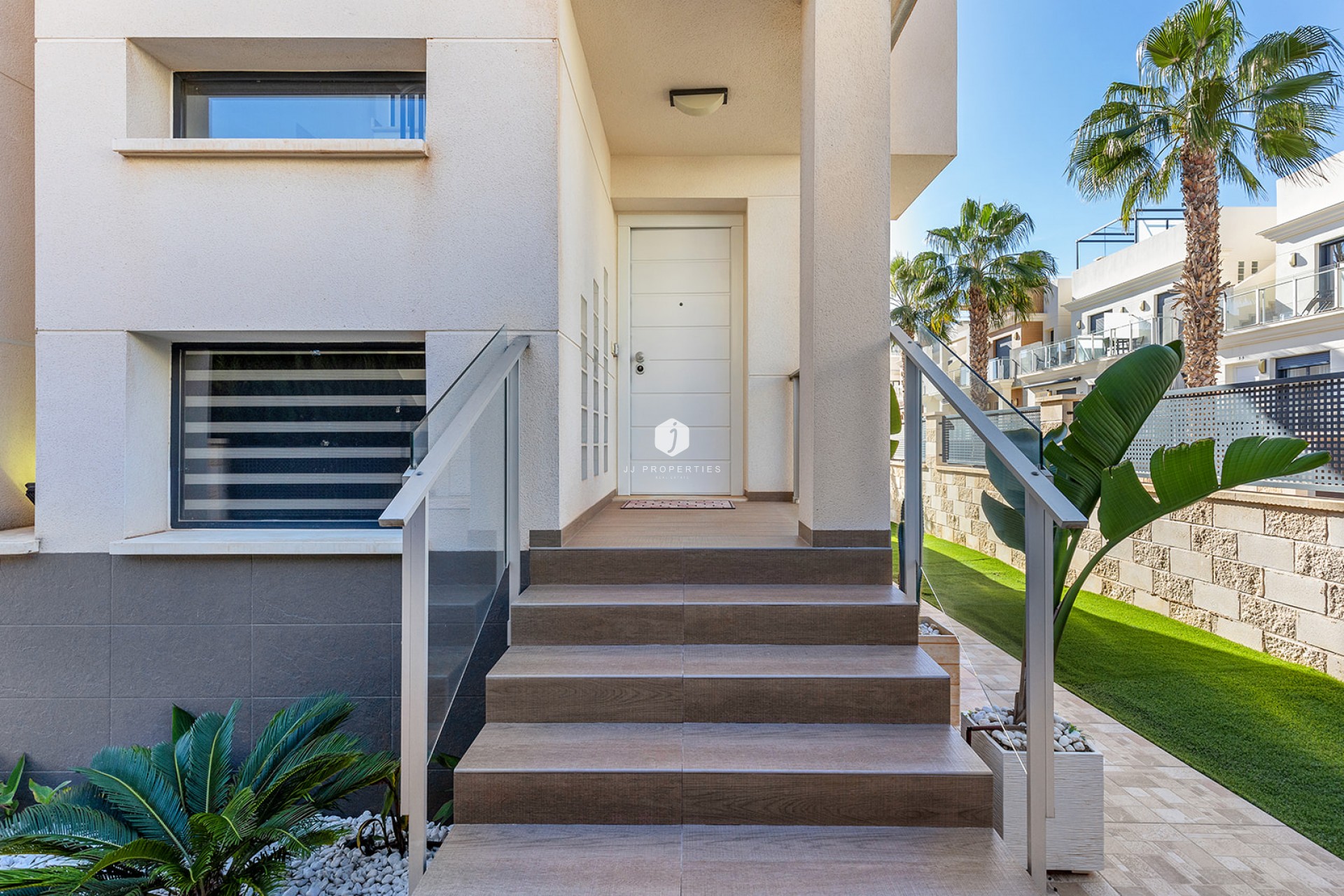 D'occasion - Villa -
Orihuela Costa - Costa Blanca