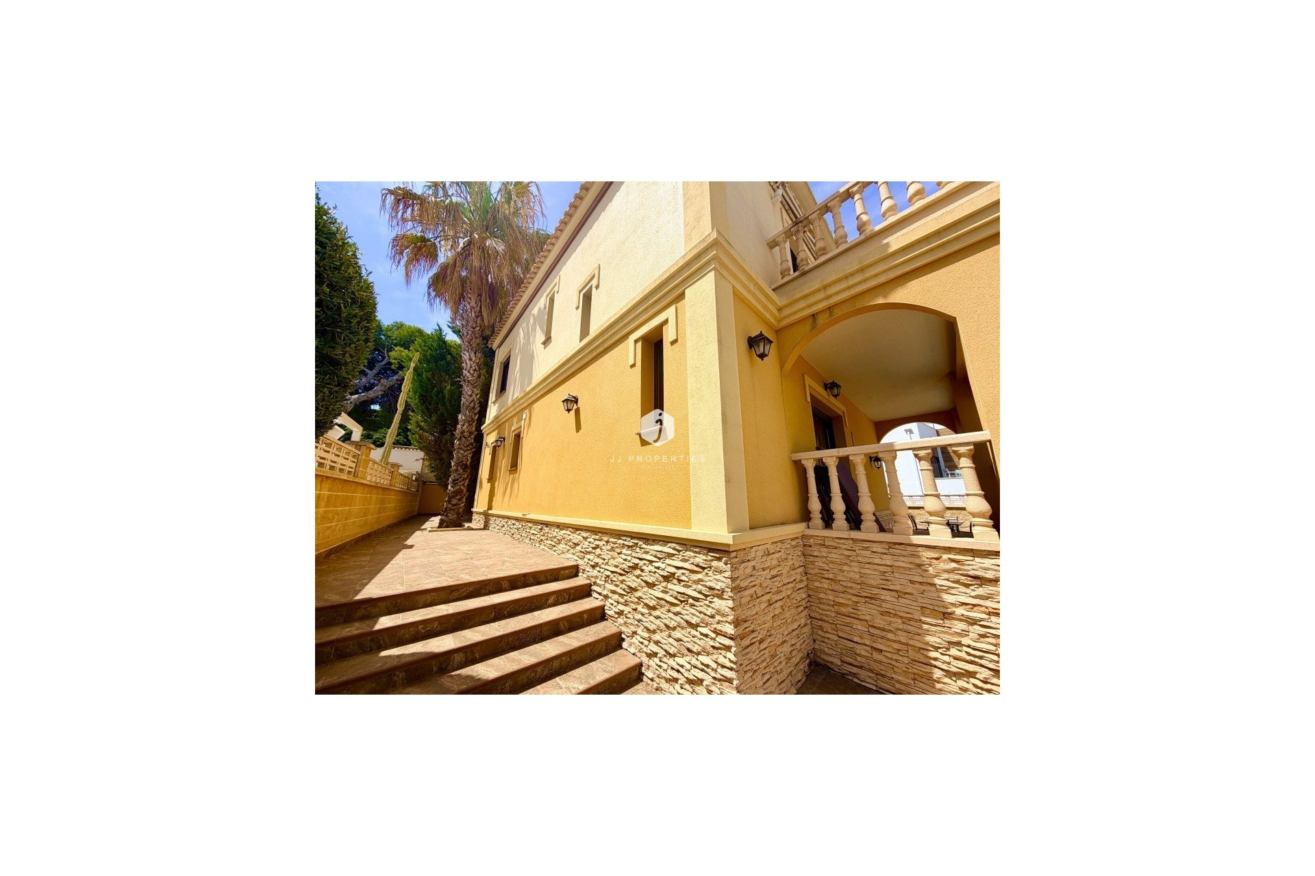 D'occasion - Villa -
Orihuela Costa - Costa Blanca