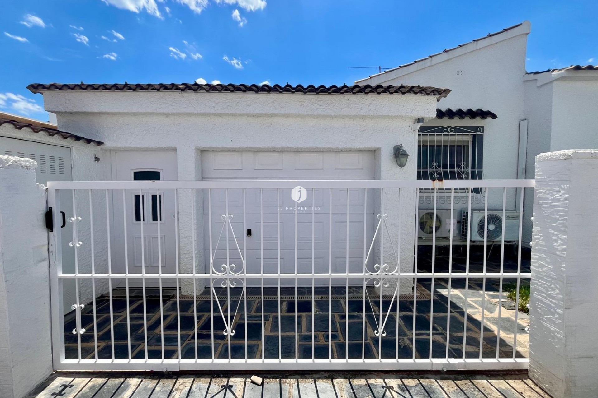 D'occasion - Villa -
Orihuela Costa - La Florida