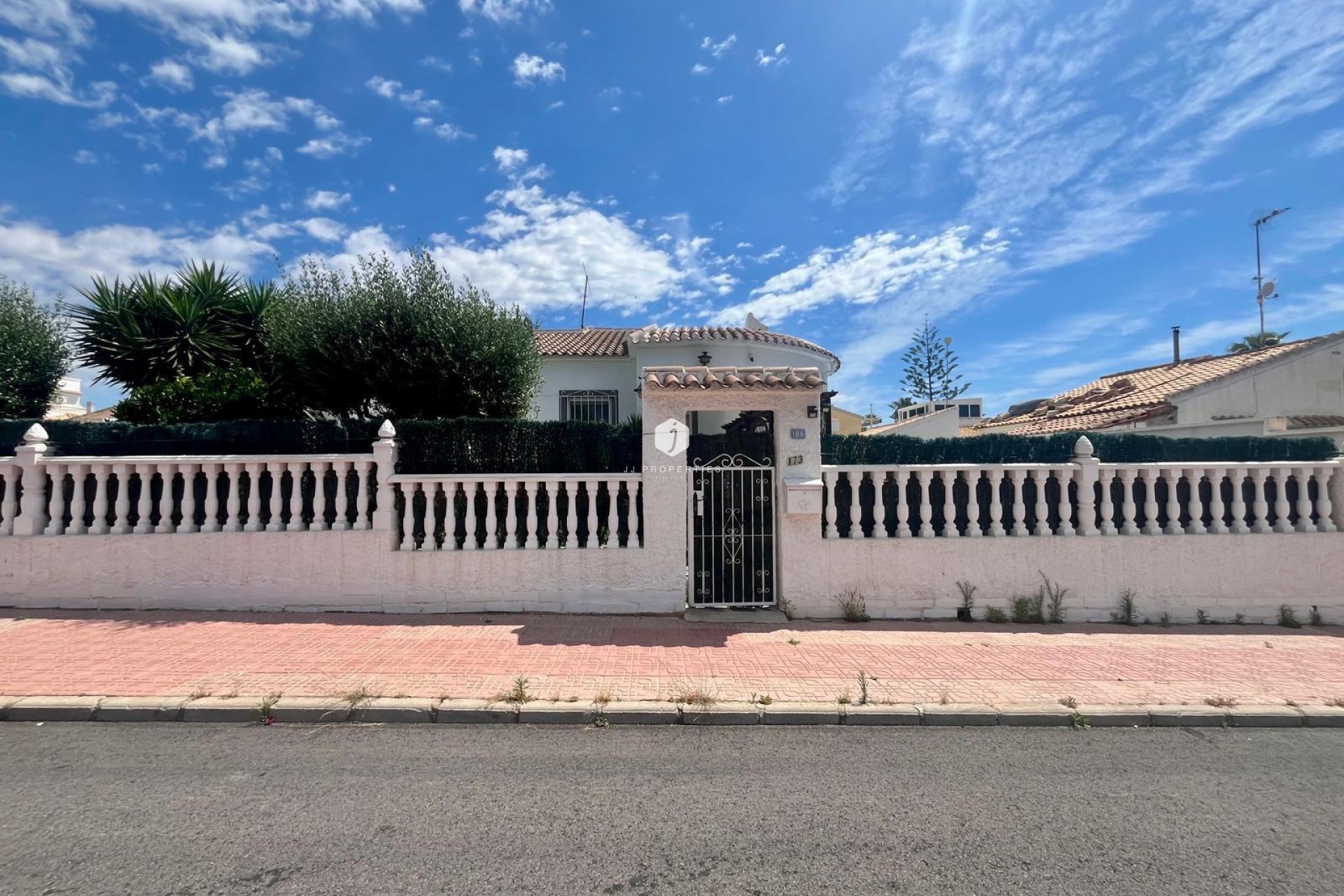 D'occasion - Villa -
Orihuela Costa - La Florida