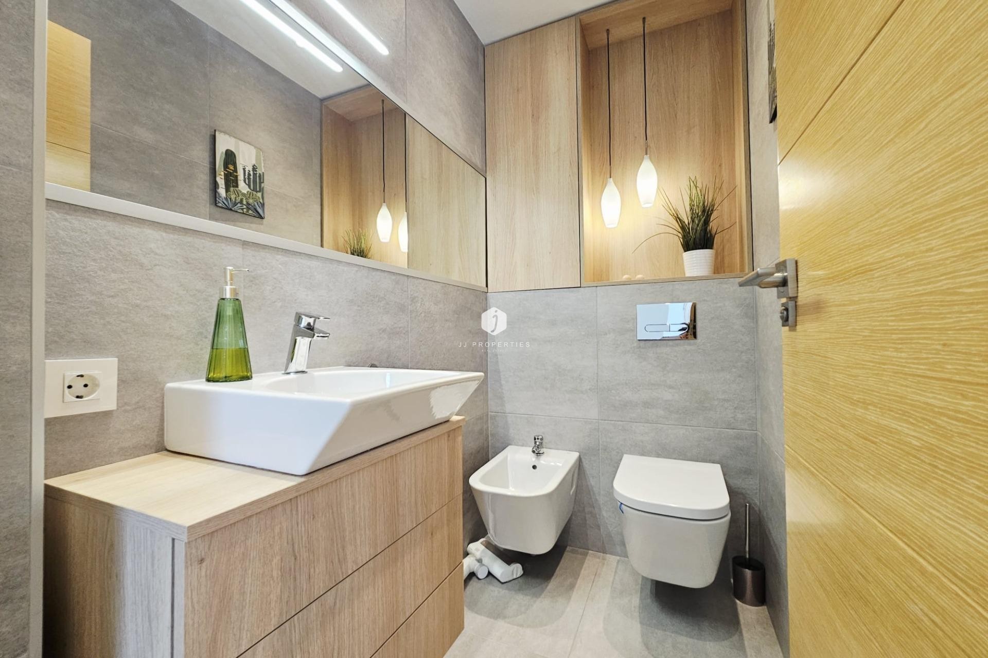 D'occasion - Villa -
Orihuela Costa - La Regia