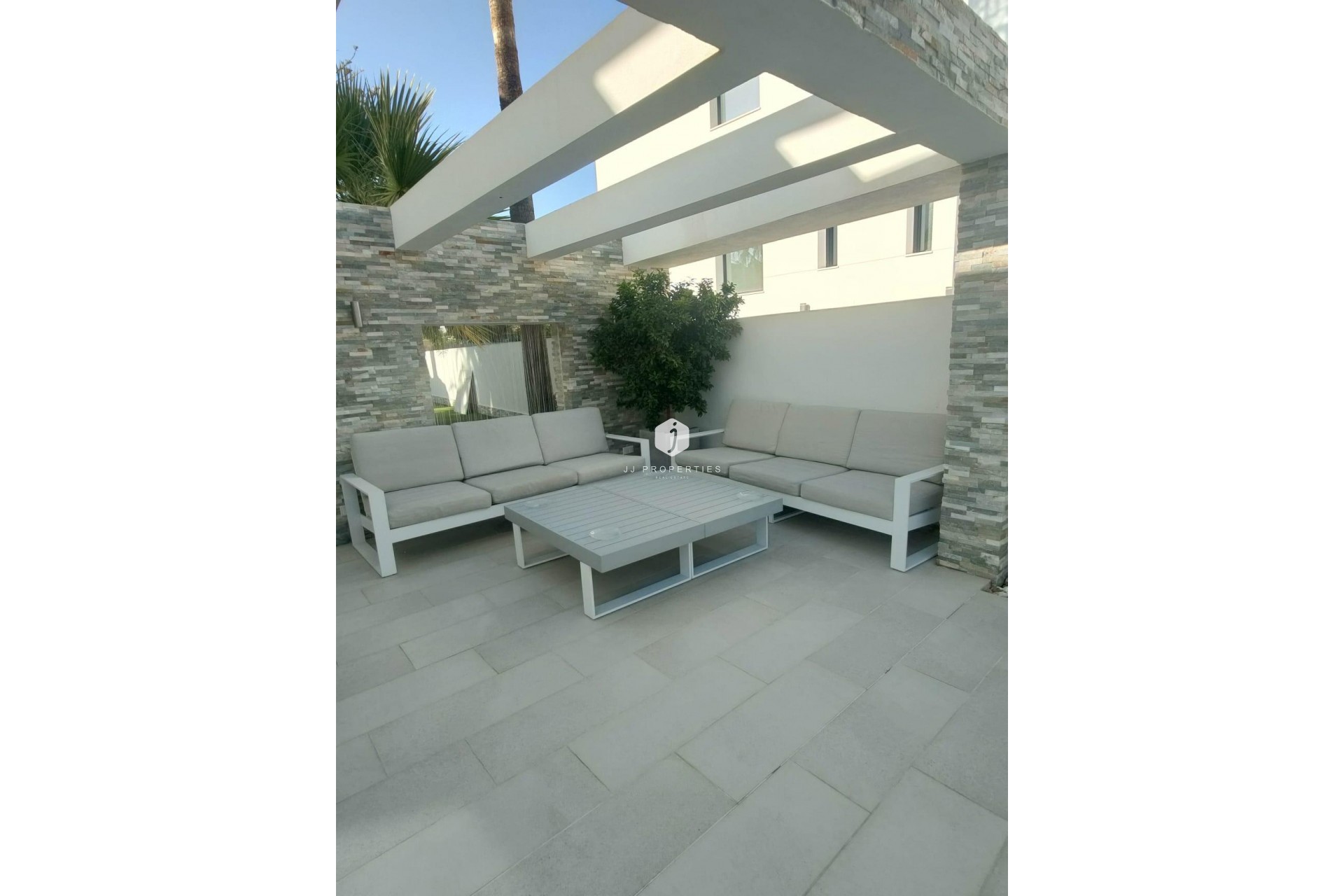 D'occasion - Villa -
Orihuela Costa - La Zenia