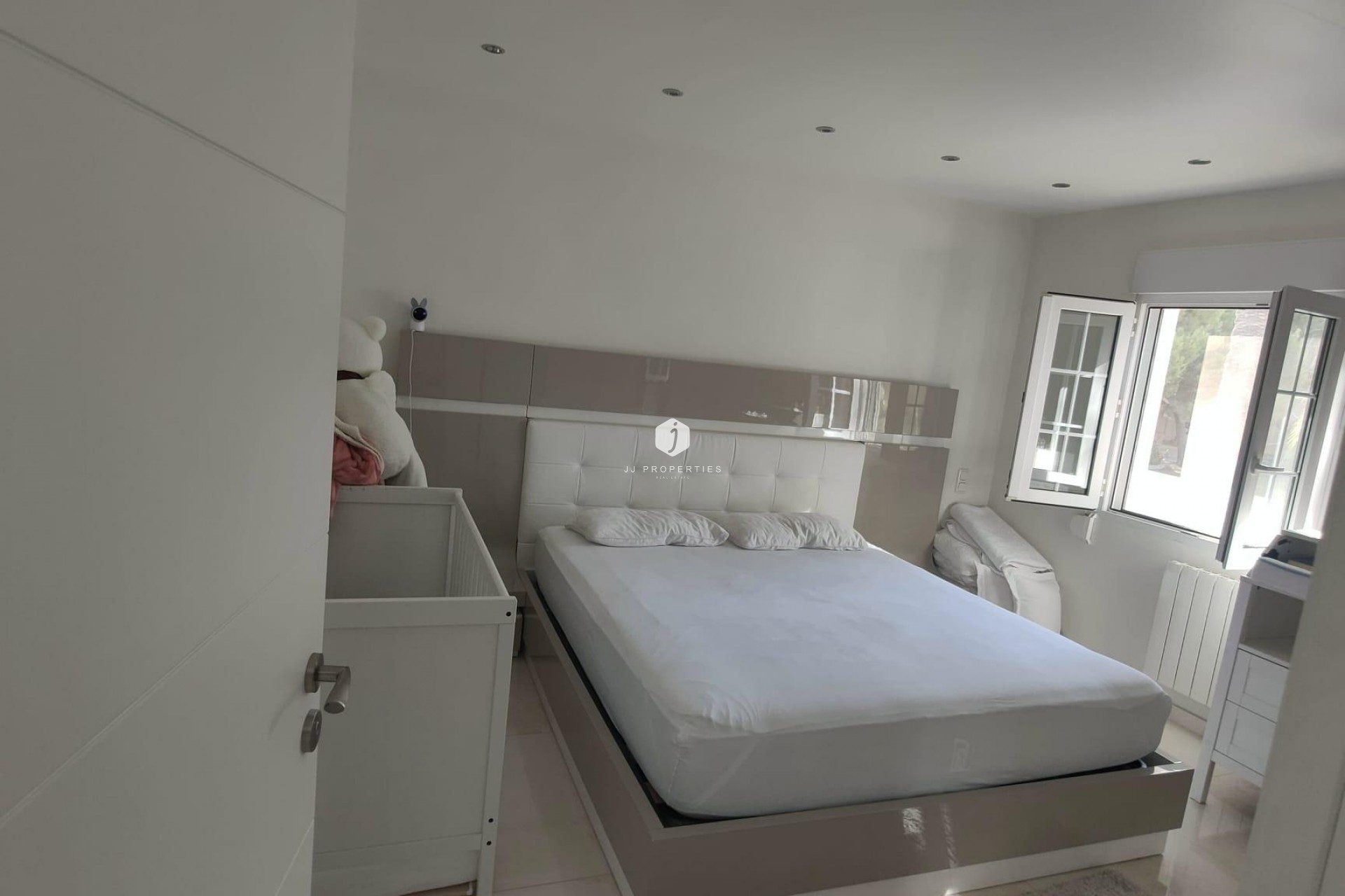 D'occasion - Villa -
Orihuela Costa - La Zenia