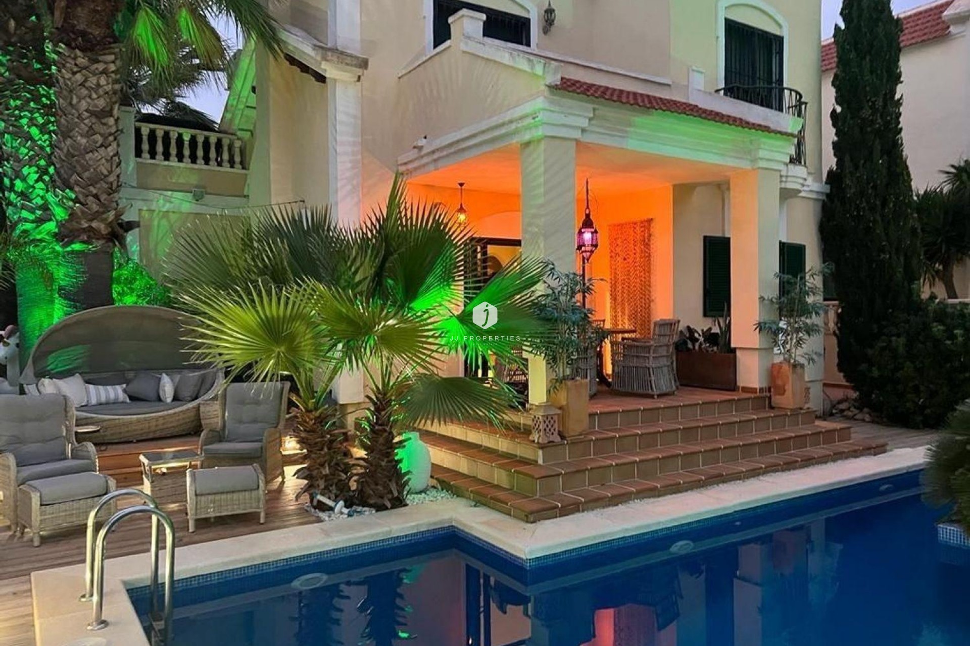 D'occasion - Villa -
Orihuela Costa - Lomas De Cabo Roig-los Dolses