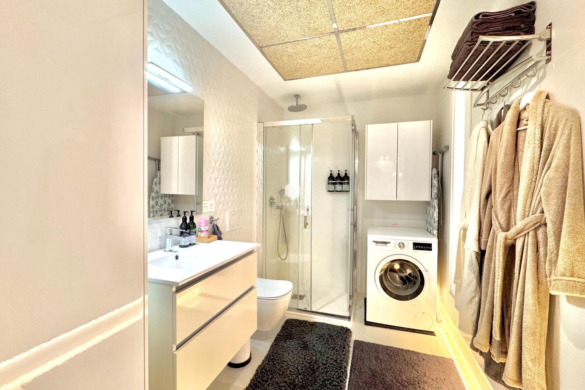 D'occasion - Villa -
Orihuela Costa - Lomas de Cabo Roig