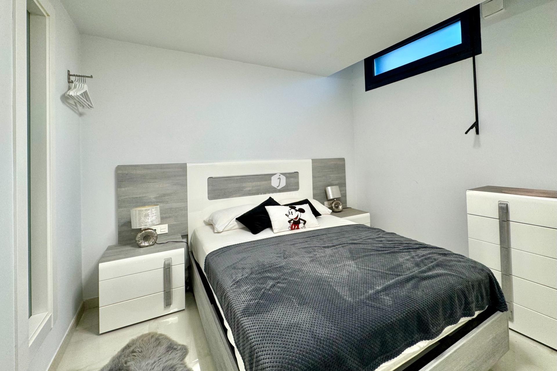 D'occasion - Villa -
Orihuela Costa - Lomas de Cabo Roig