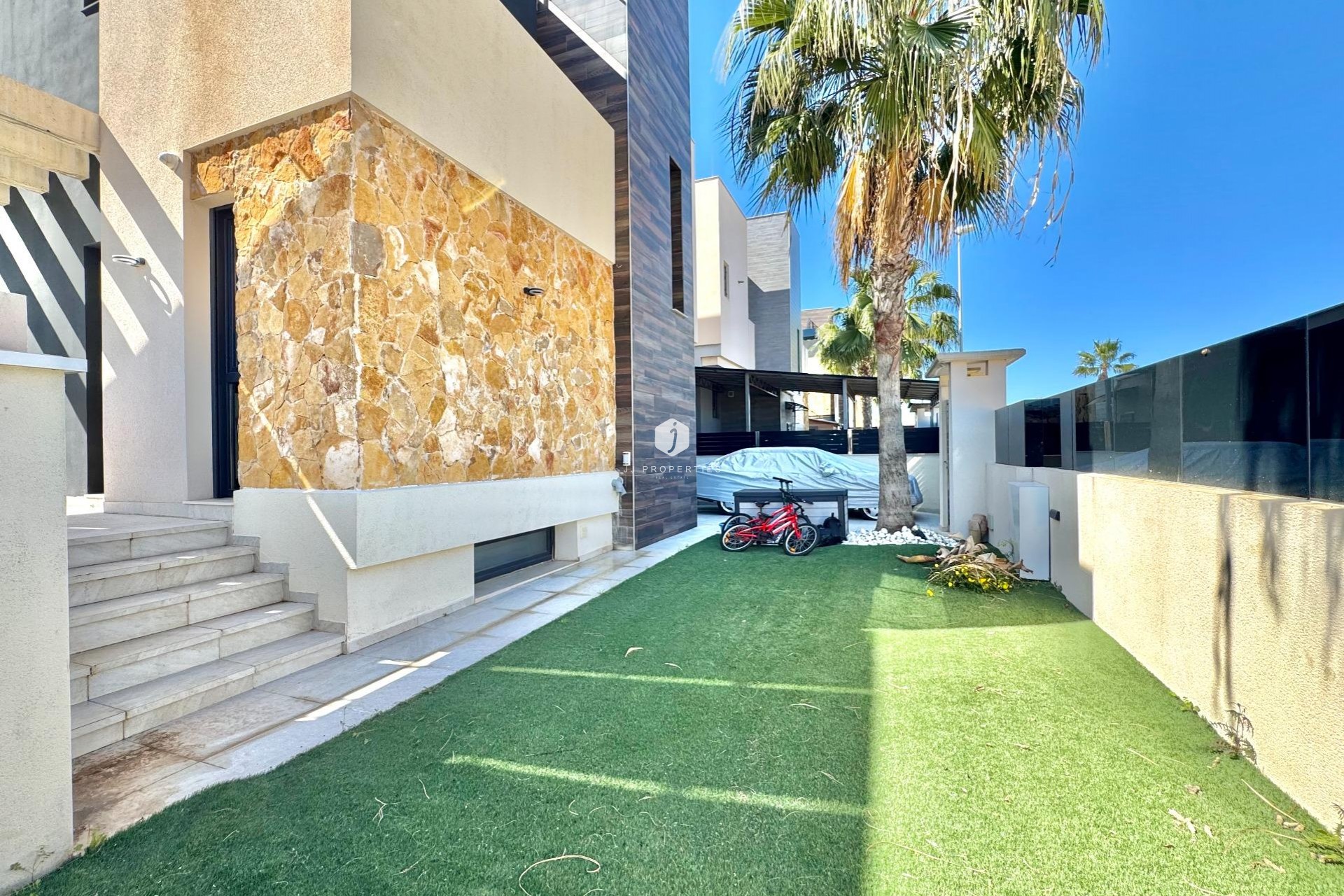 D'occasion - Villa -
Orihuela Costa - Lomas de Cabo Roig