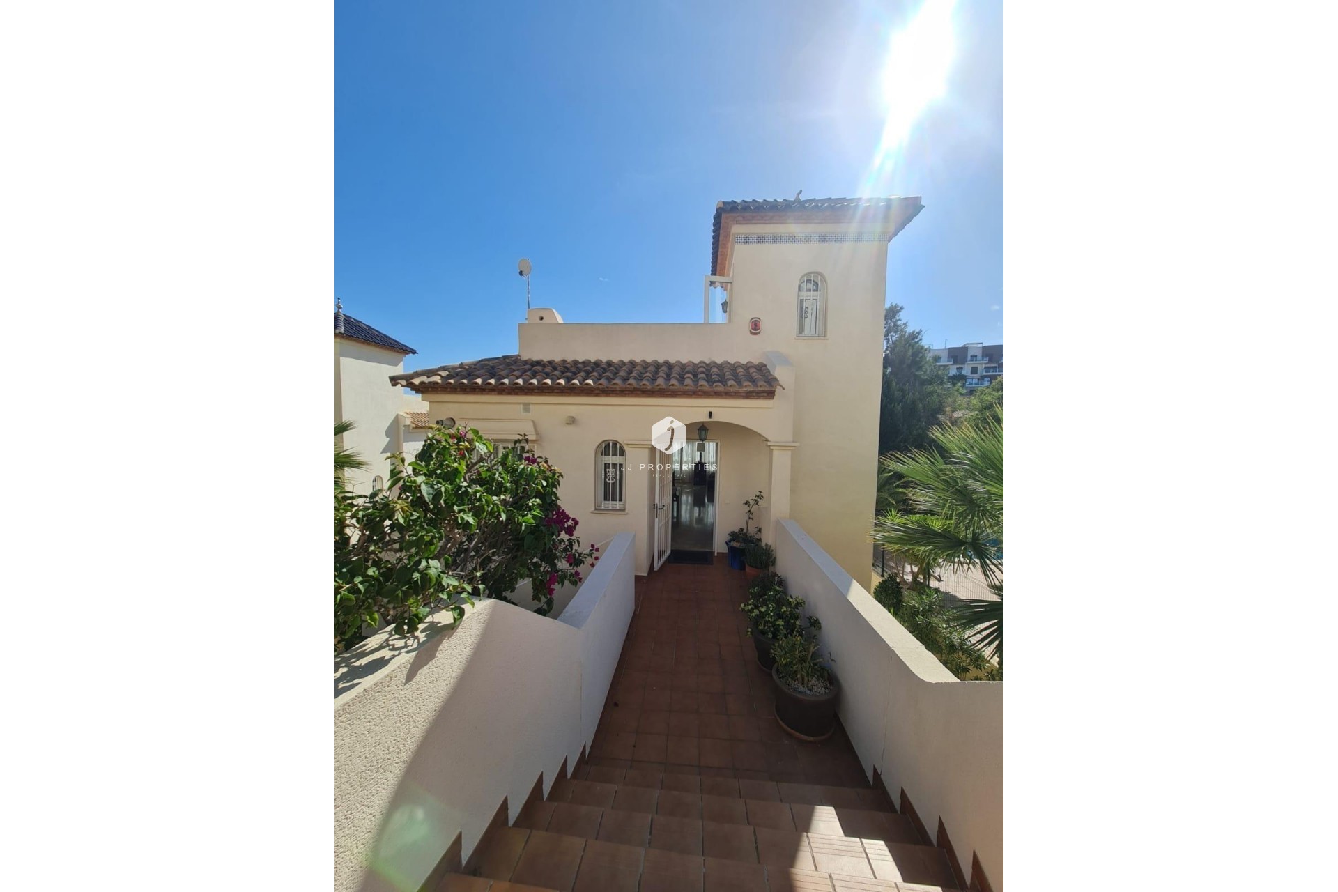 D'occasion - Villa -
Orihuela Costa - Lomas De Campoamor-las Ramblas