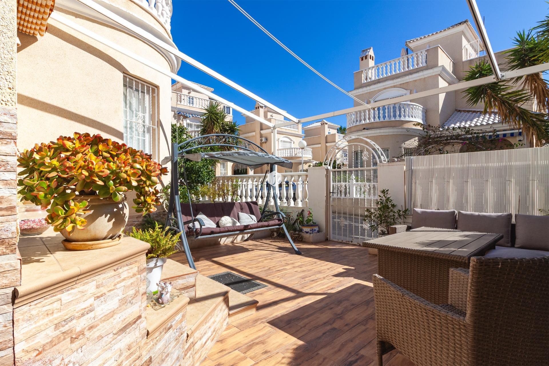 D'occasion - Villa -
Orihuela Costa - Los Almendros-la Florida