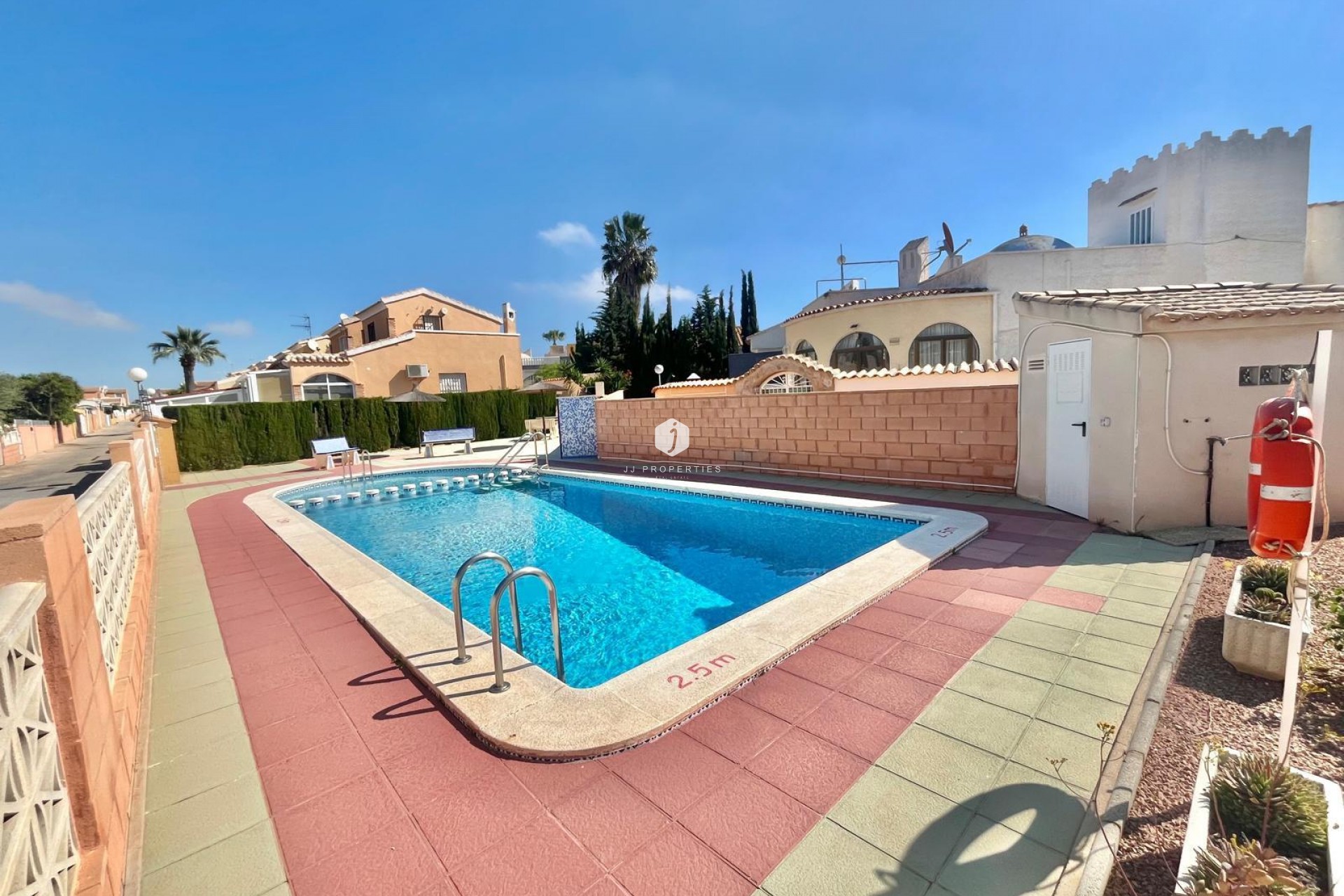 D'occasion - Villa -
Orihuela Costa - Los Almendros-la Florida