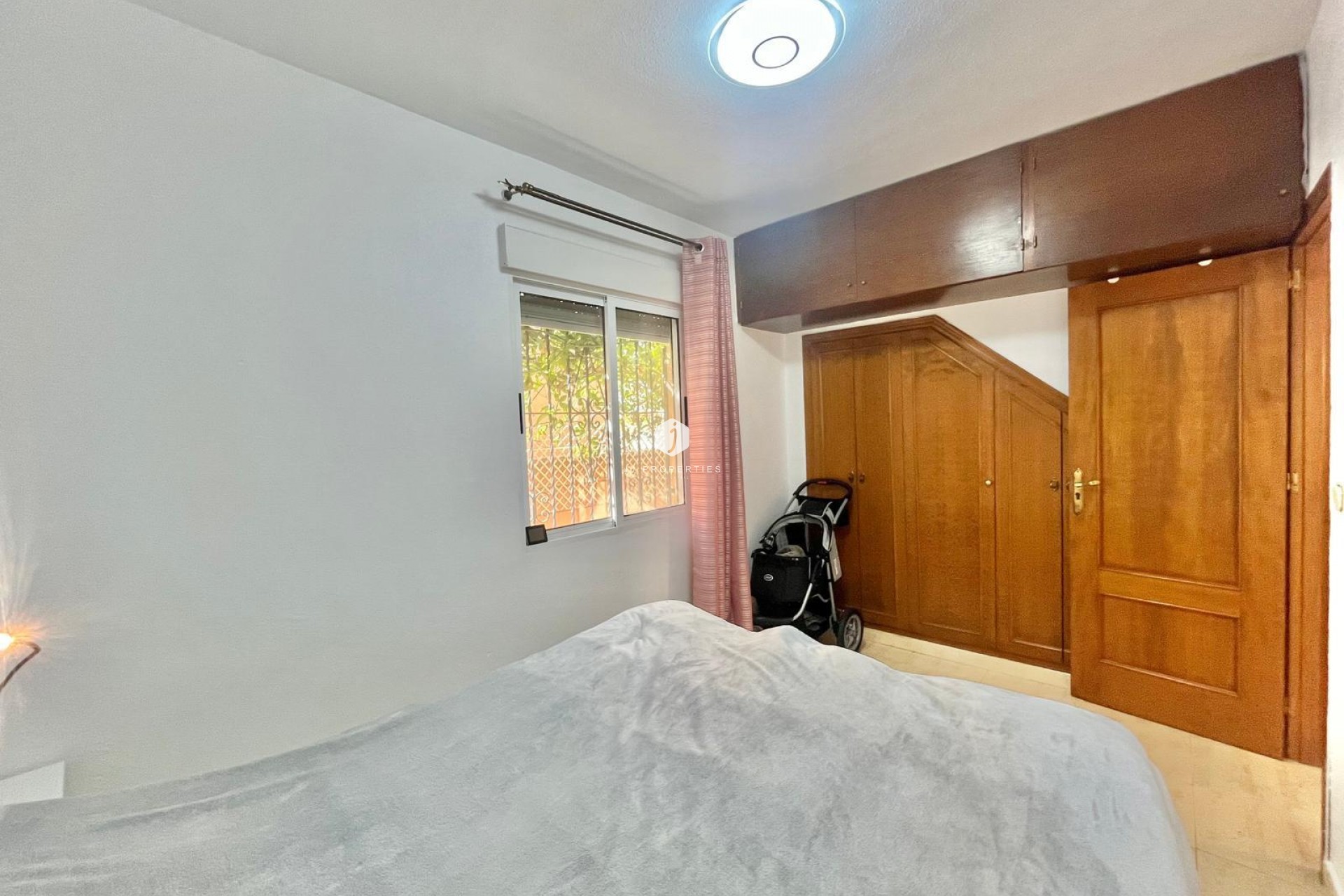 D'occasion - Villa -
Orihuela Costa - Los Almendros-la Florida