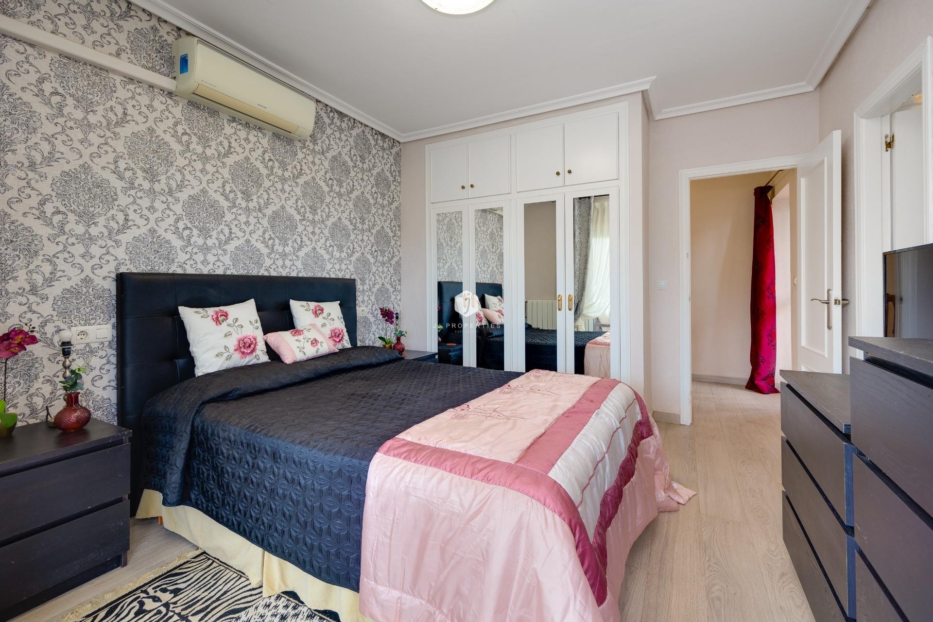 D'occasion - Villa -
Orihuela Costa - Villamartín-las Filipinas