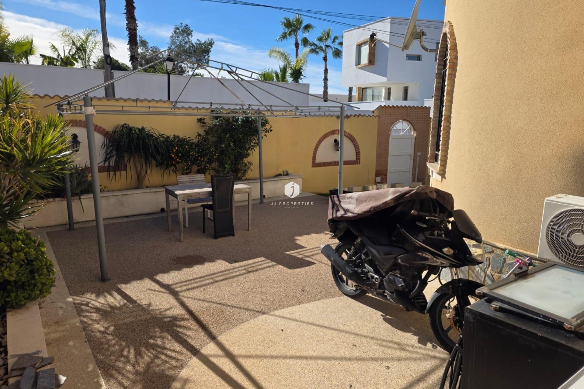 D'occasion - Villa -
Orihuela Costa - Villamartín-las Filipinas