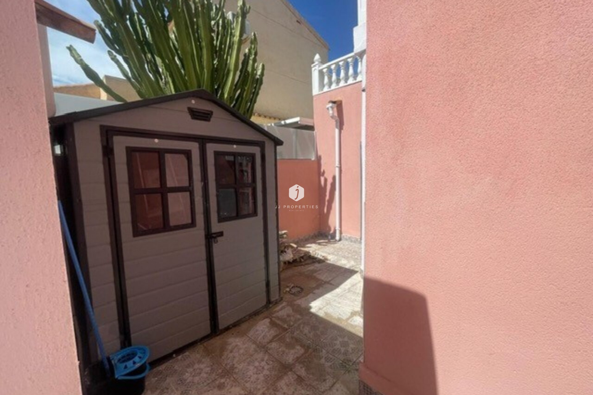 D'occasion - Villa -
Playa Flamenca - Costa Blanca