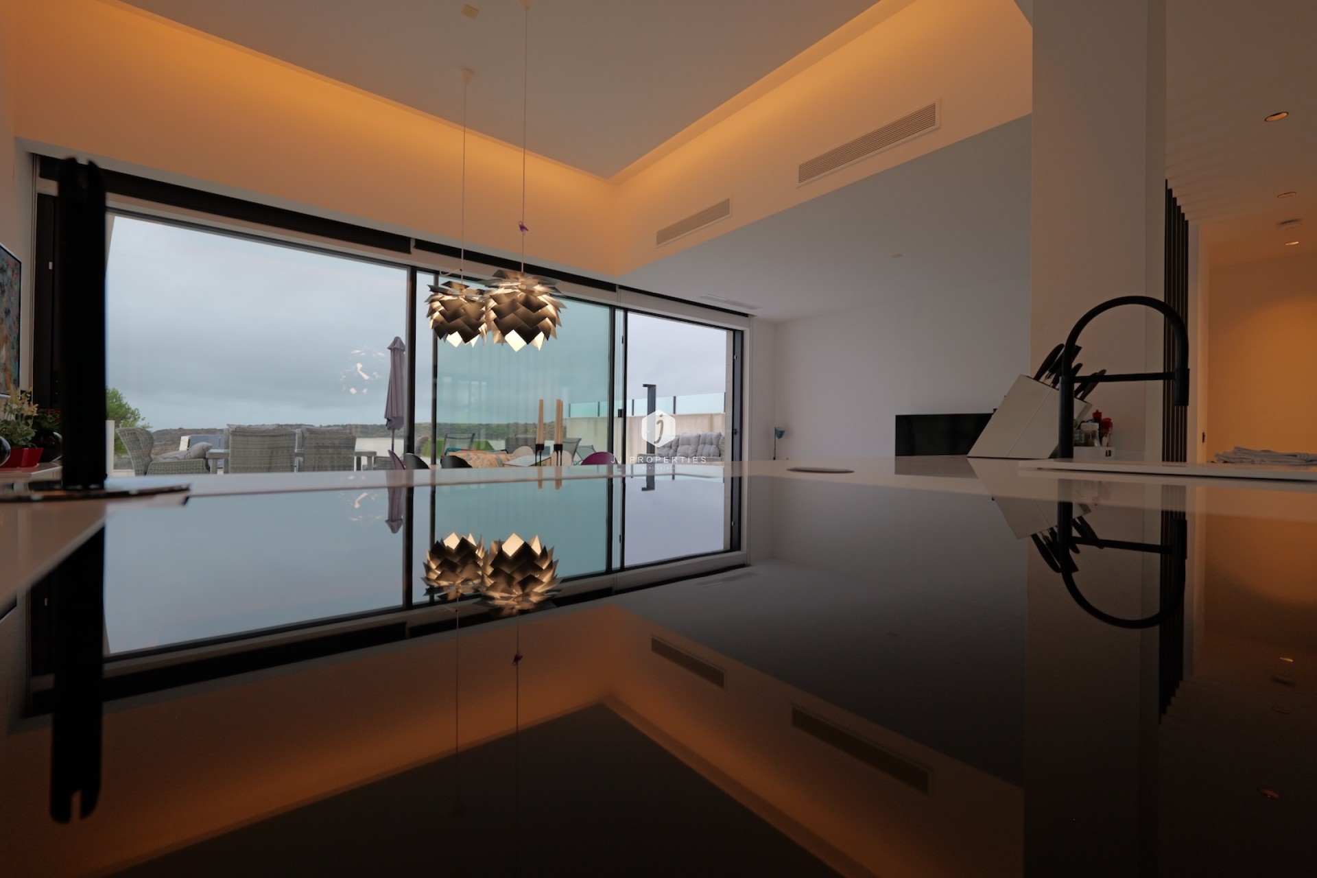 D'occasion - Villa -
Rojales - Inland