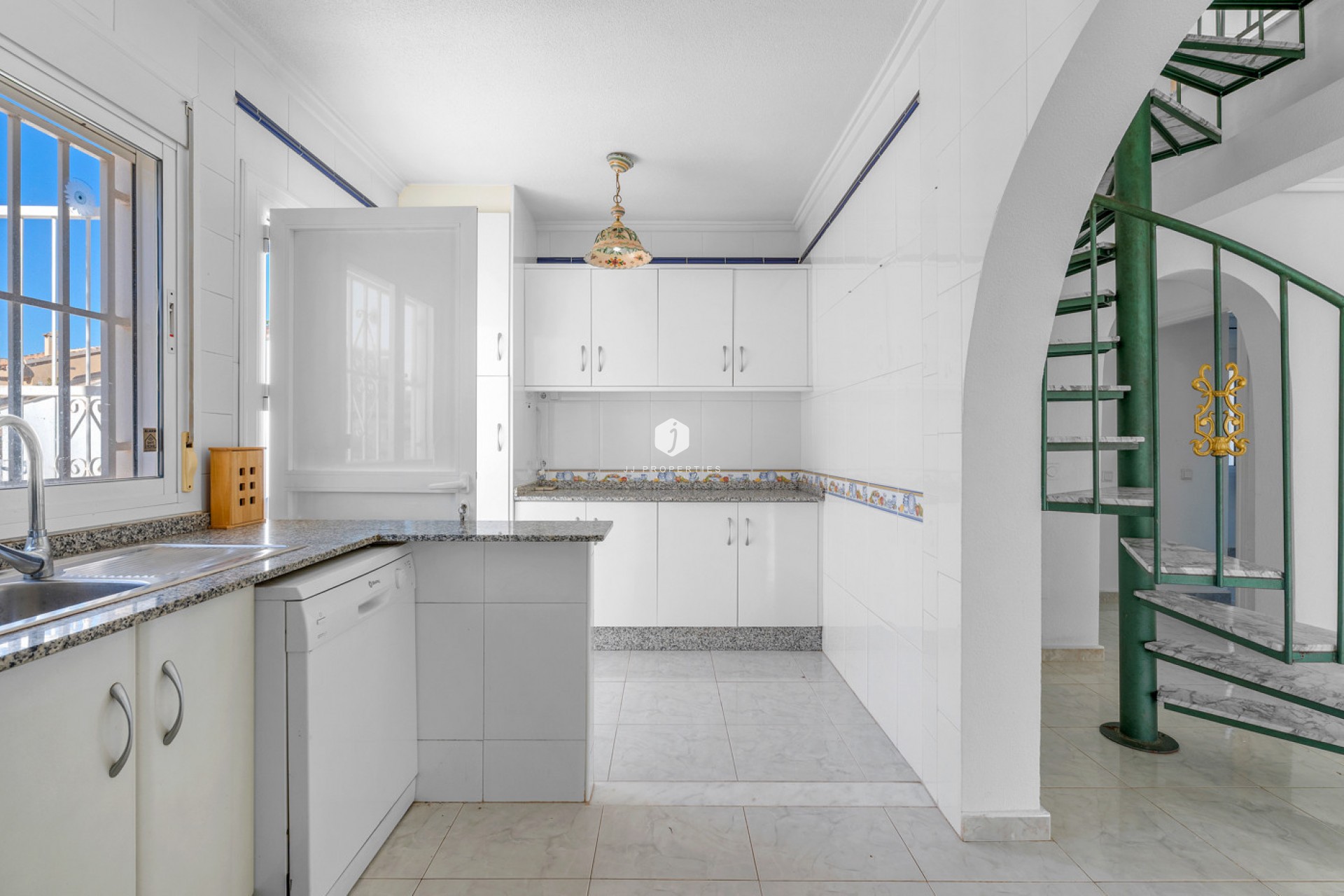 D'occasion - Villa -
Rojales - Inland