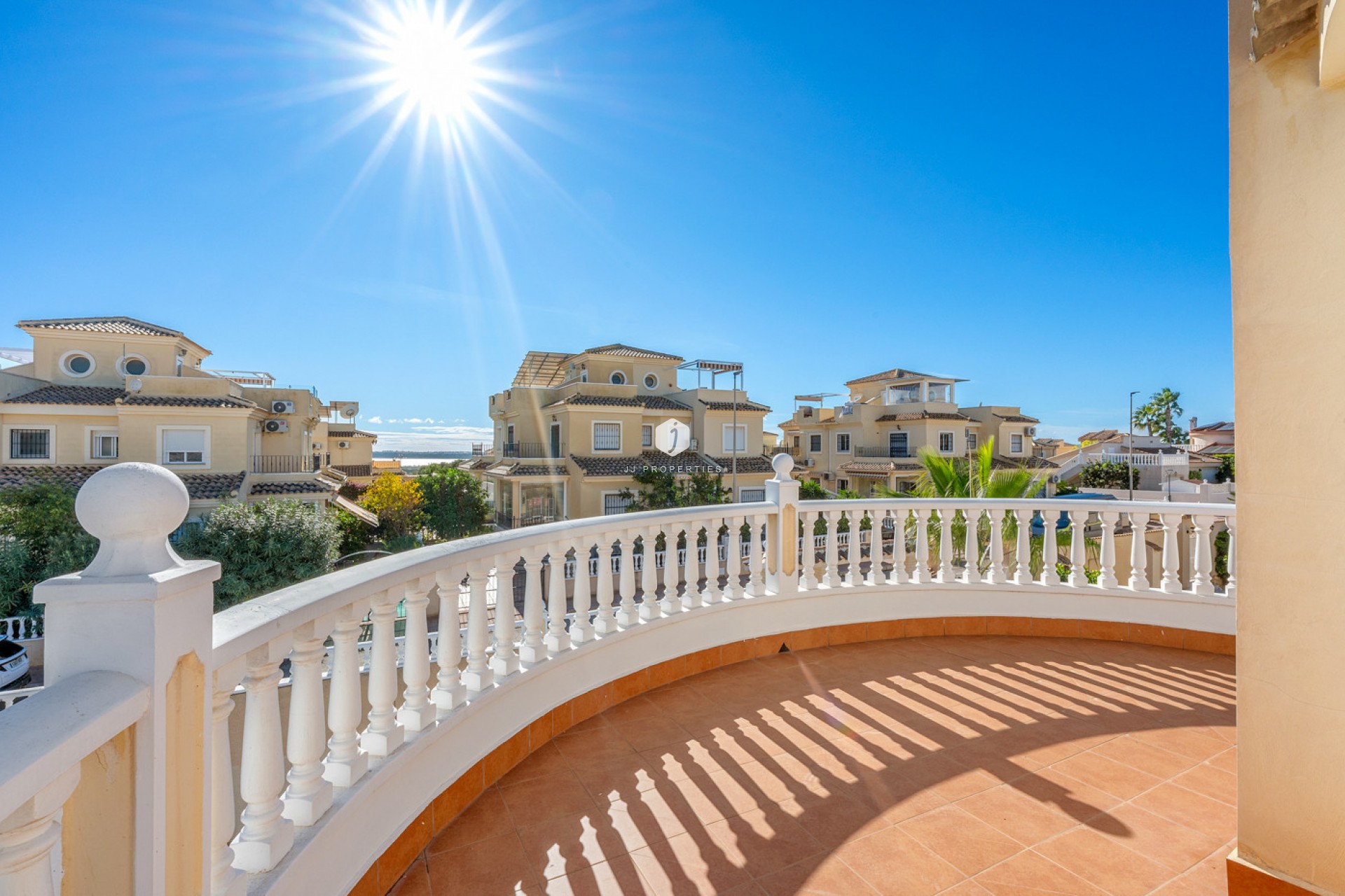 D'occasion - Villa -
Rojales - Inland