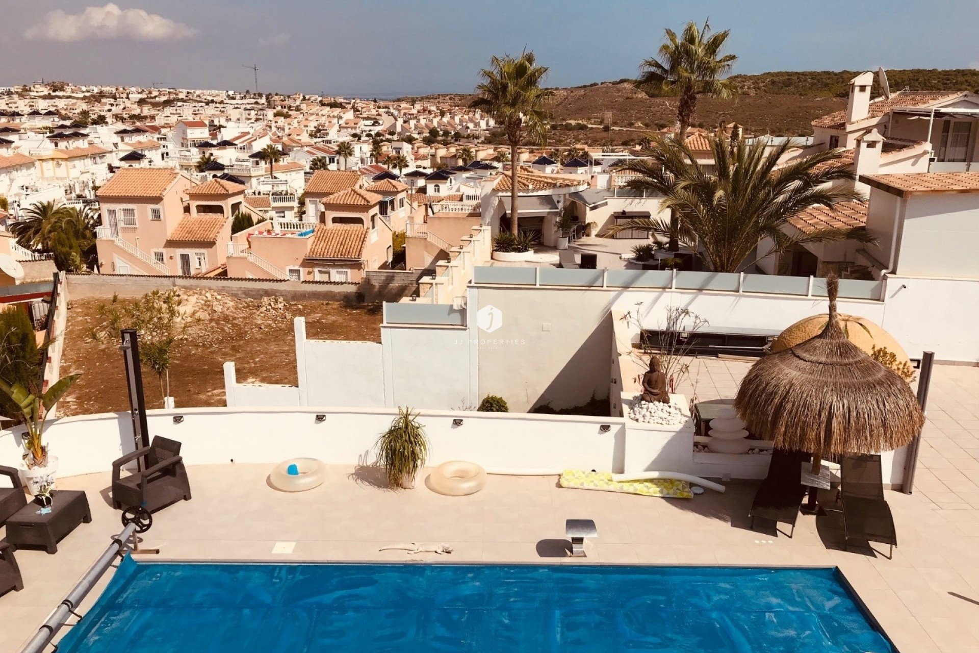 D'occasion - Villa -
Rojales - Inland